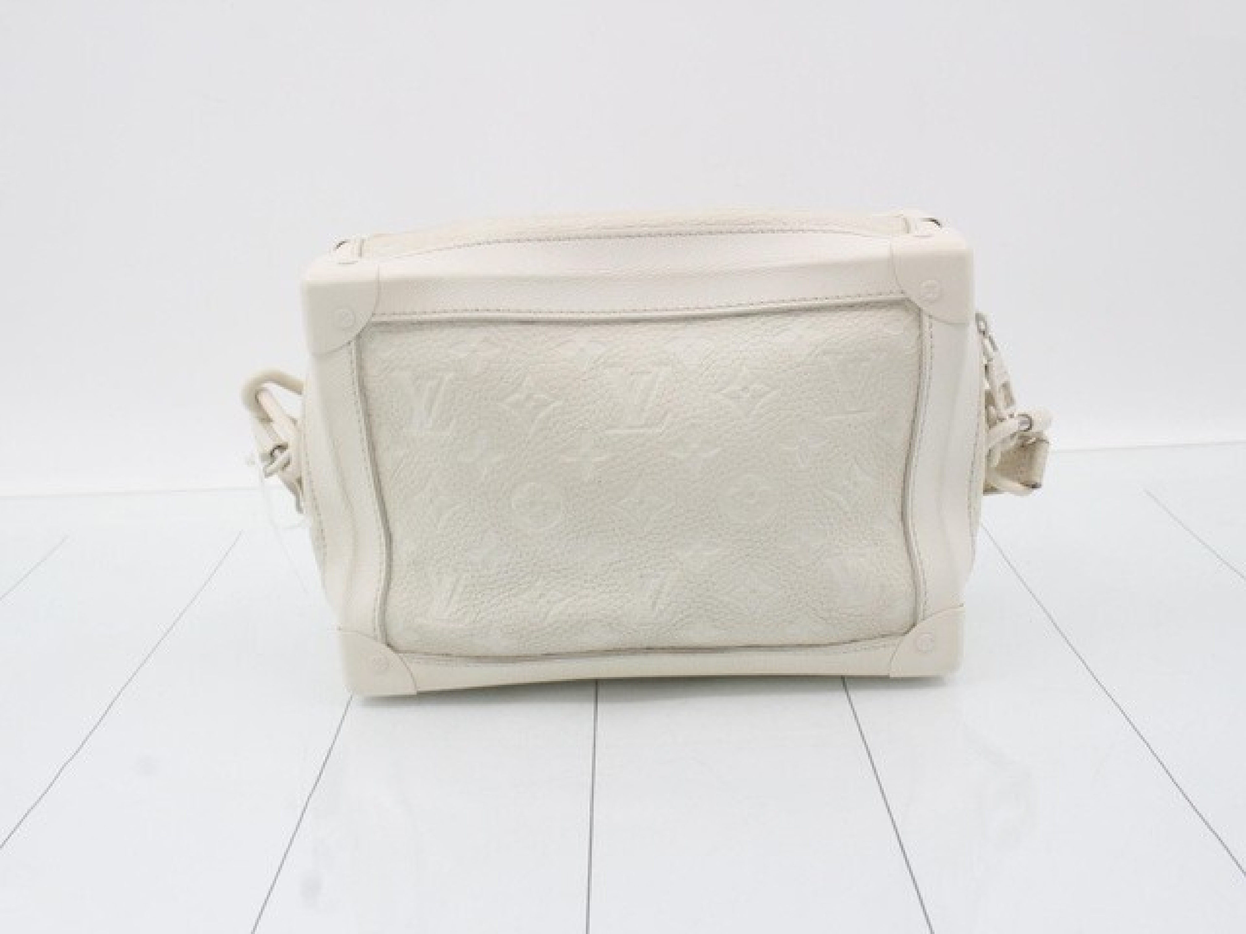 Soft Trunk DU5108 Shoulder Bag — view 2