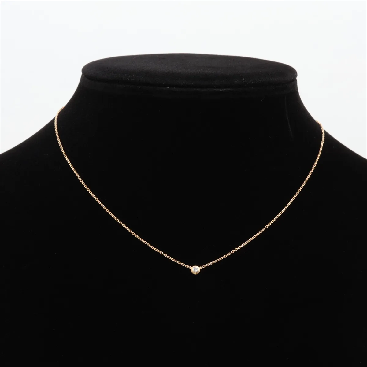 Damour XS Diamond Necklace, 750 (Yellow Gold), 2.1g, 584BBC, minor chip in the culet. — view 5