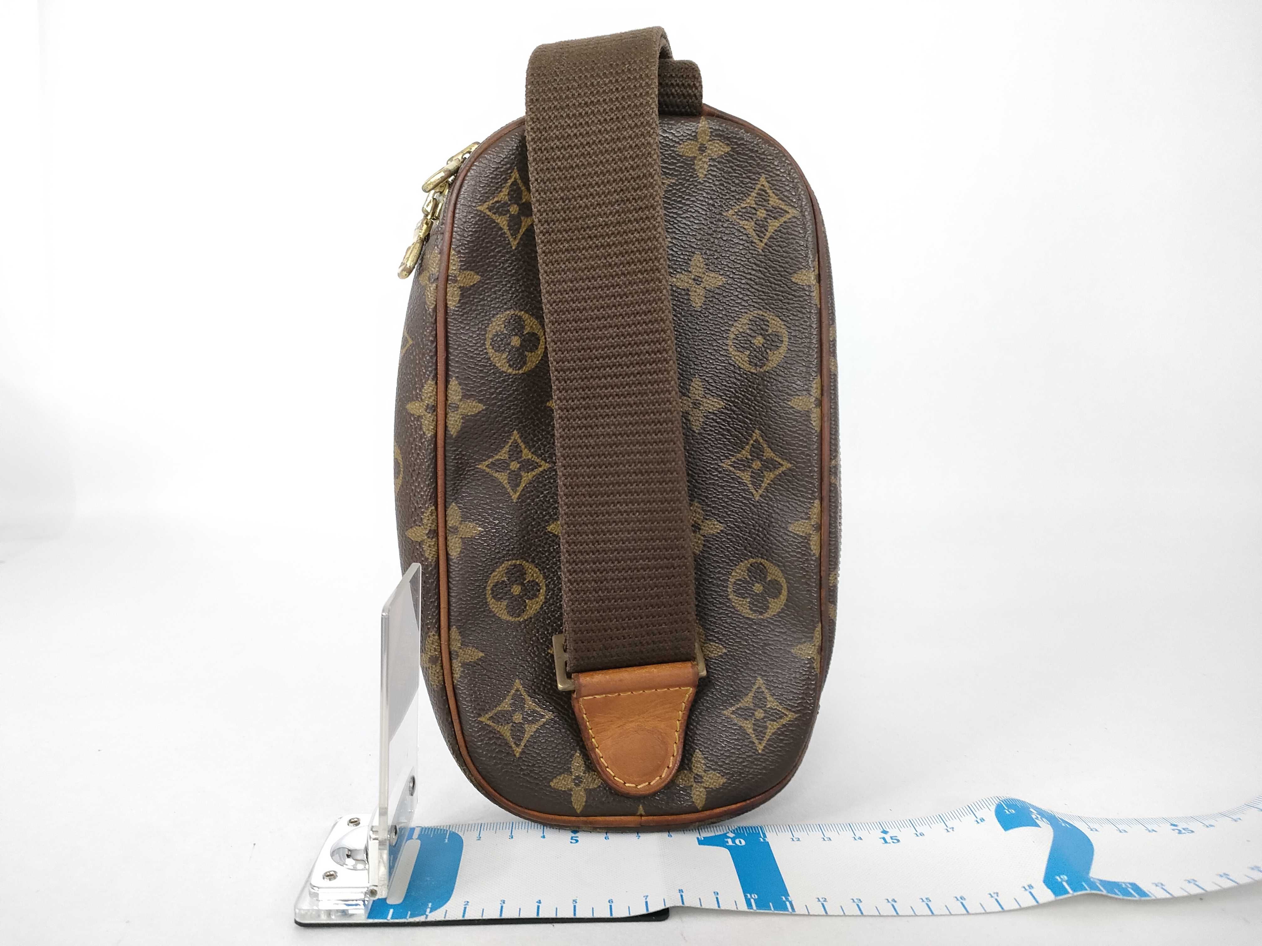 Monogram Pochette Ganju M51870 Shoulder Bag — view 2