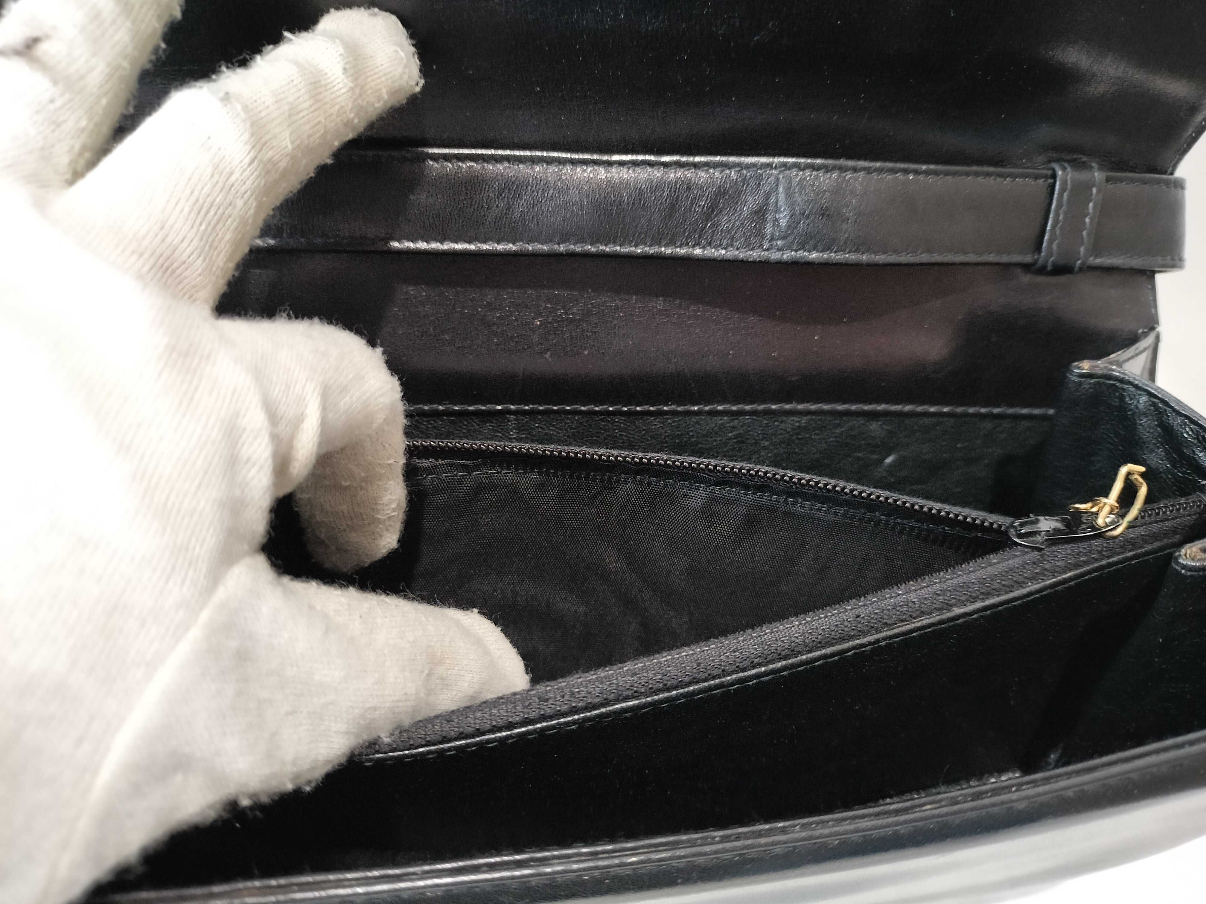 Carriage Hardware Calf Leather One-Shoulder Bag — view 12