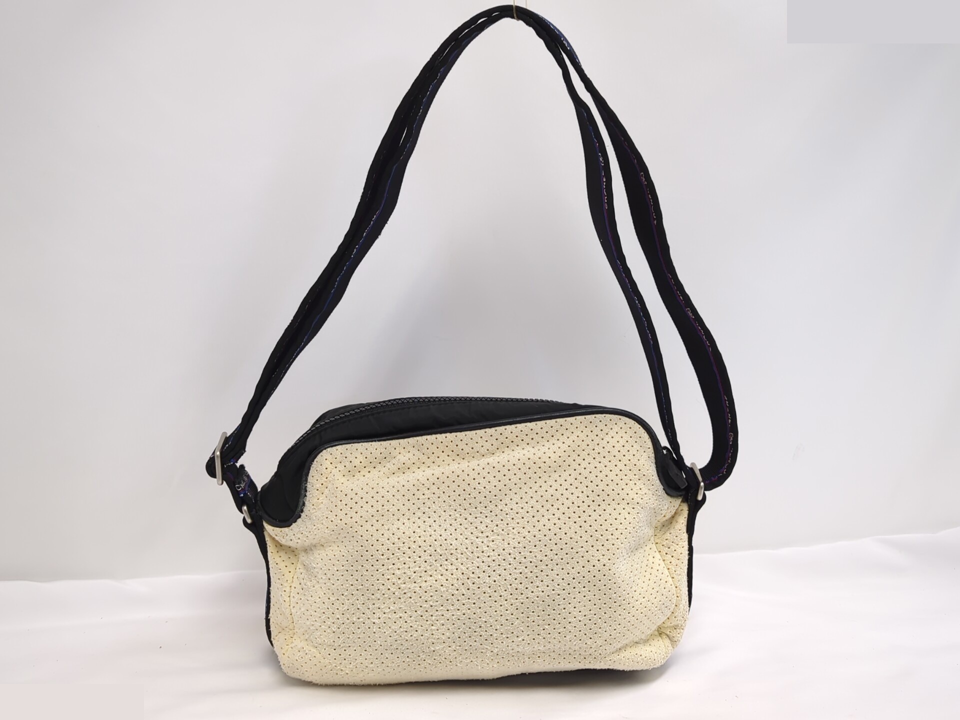 Icon Series (Bags) - Shoulder Bag — view 2