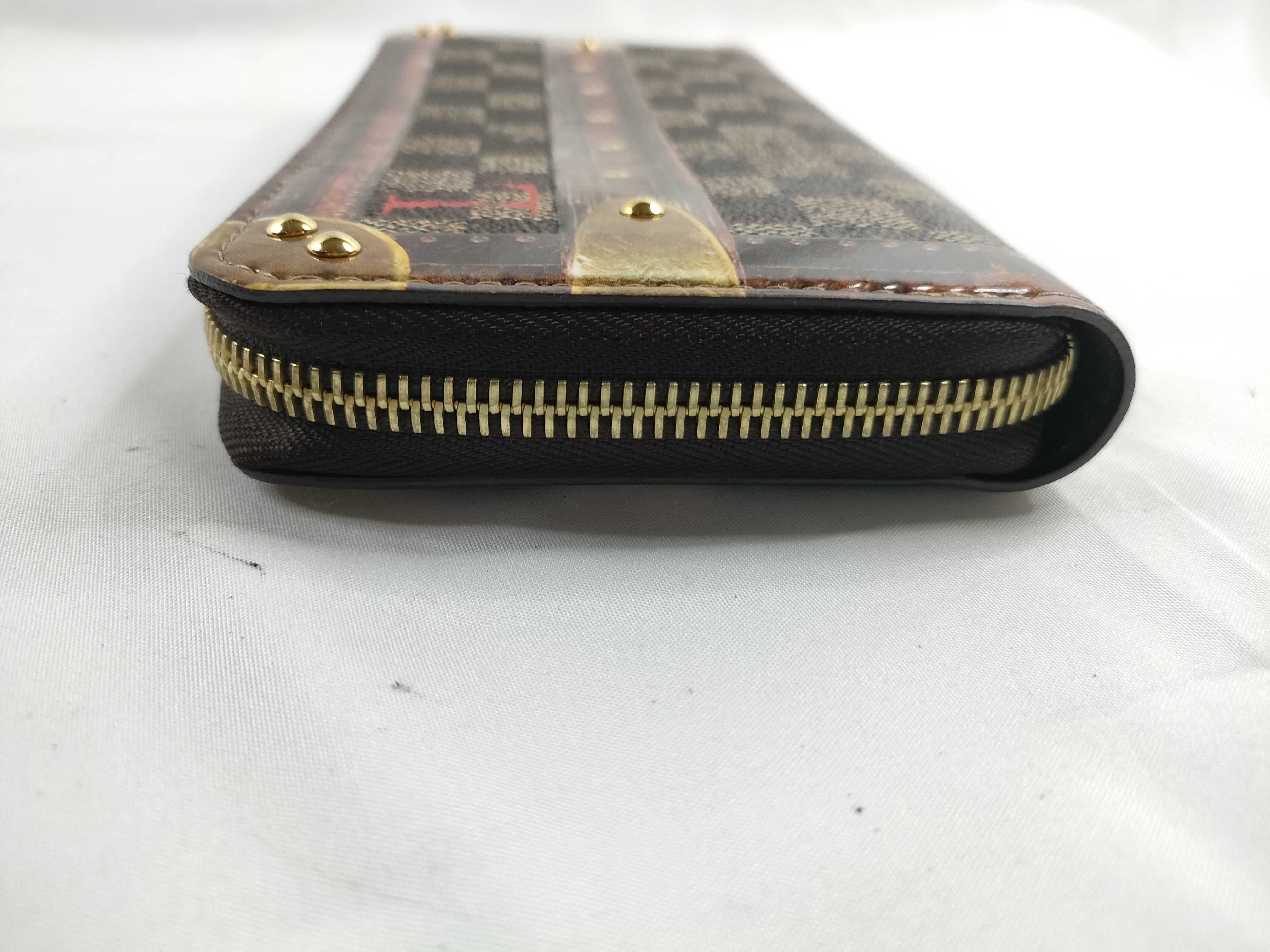 Damier Louis Vuitton LV Transformed Damier Zippy Wallet M63490 Wallet — view 5