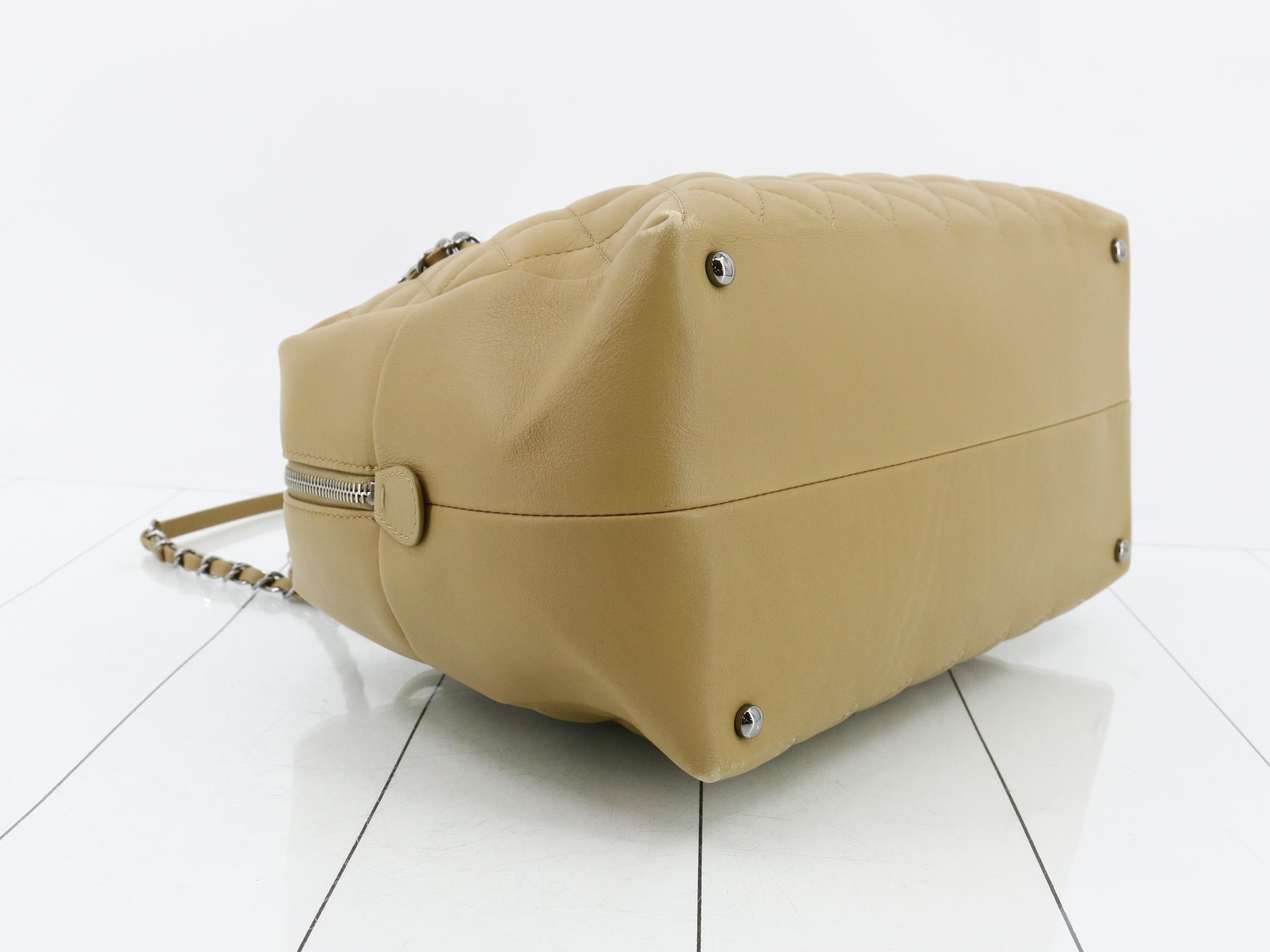 Matelassé (bag) - handbag - with sticker and card — view 5