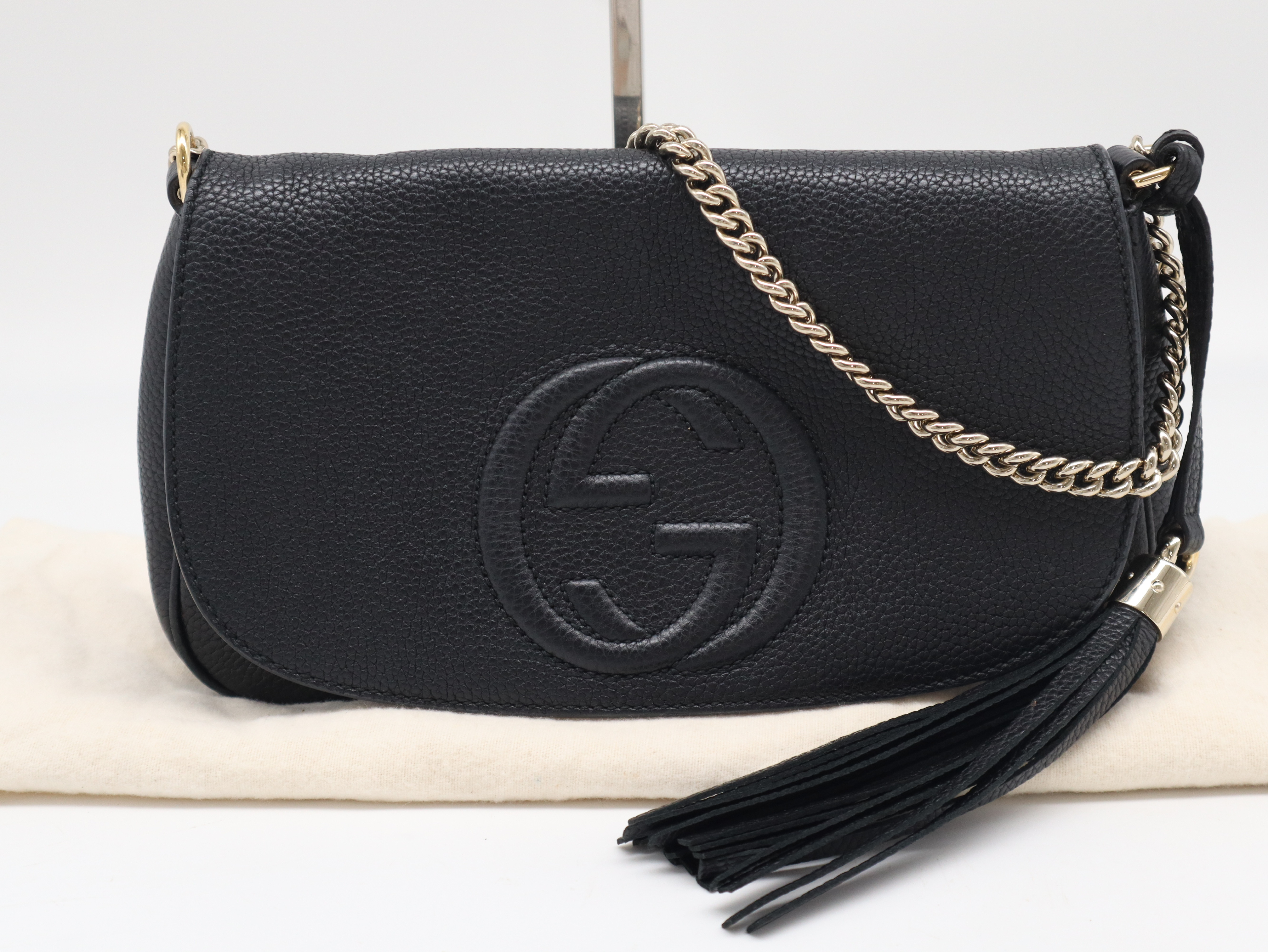 536224 Leather Soho Shoulder Bag, Black