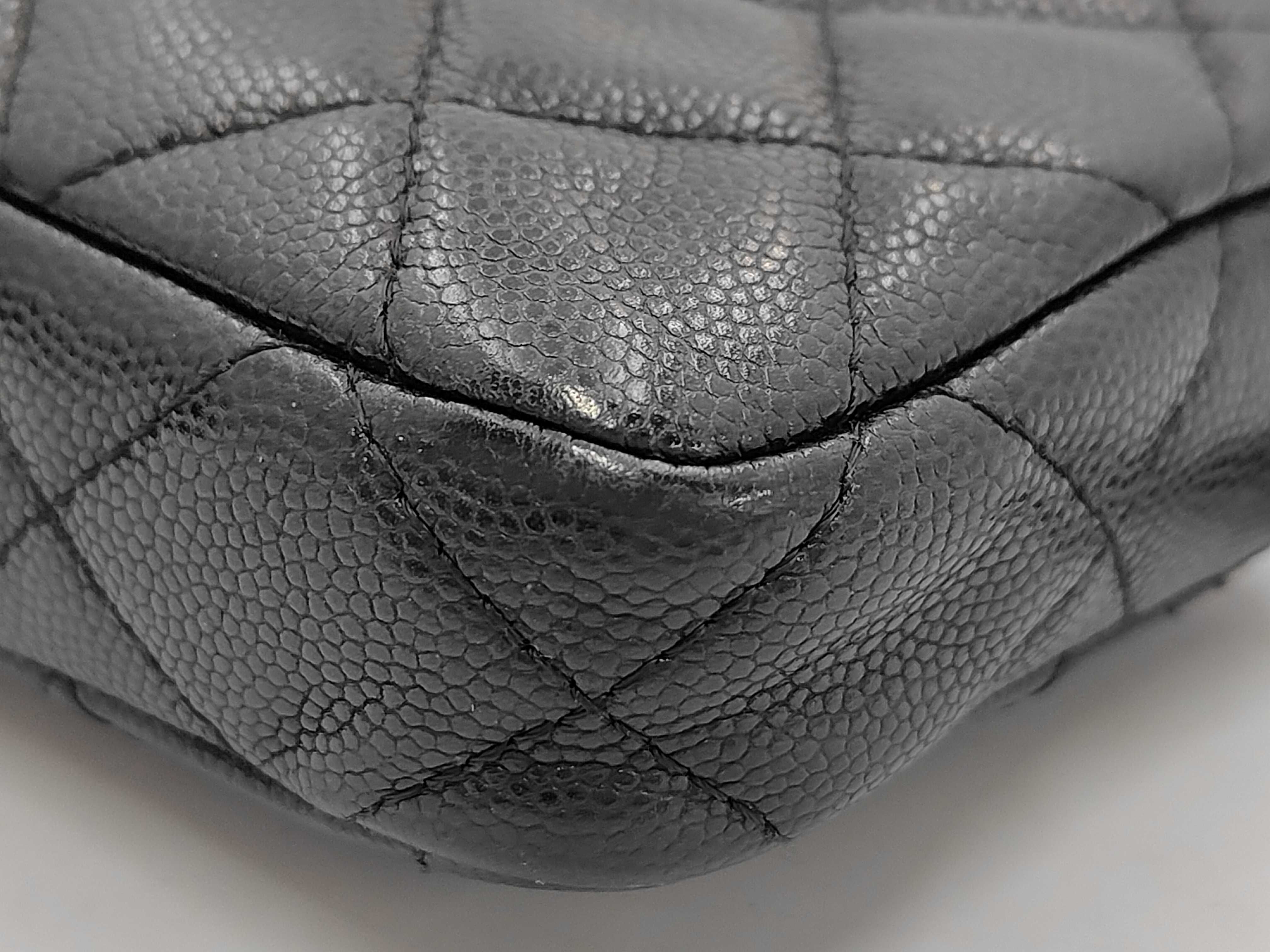 Caviar Skin Chain Wallet Shoulder Bag — view 4