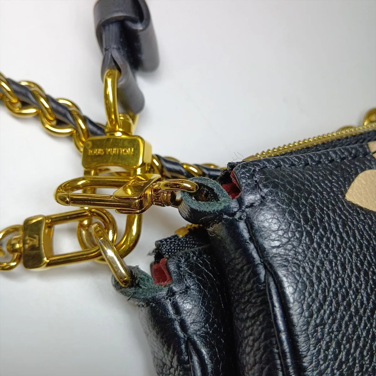 Monogram Empreinte Multipochette Accessoires M45777 Black x Beige (RFID detected) — view 13