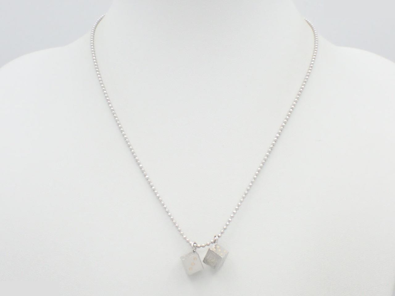 Other line: Precious metal necklaces and pendants, neck circumference approximately 42 cm. — view 3