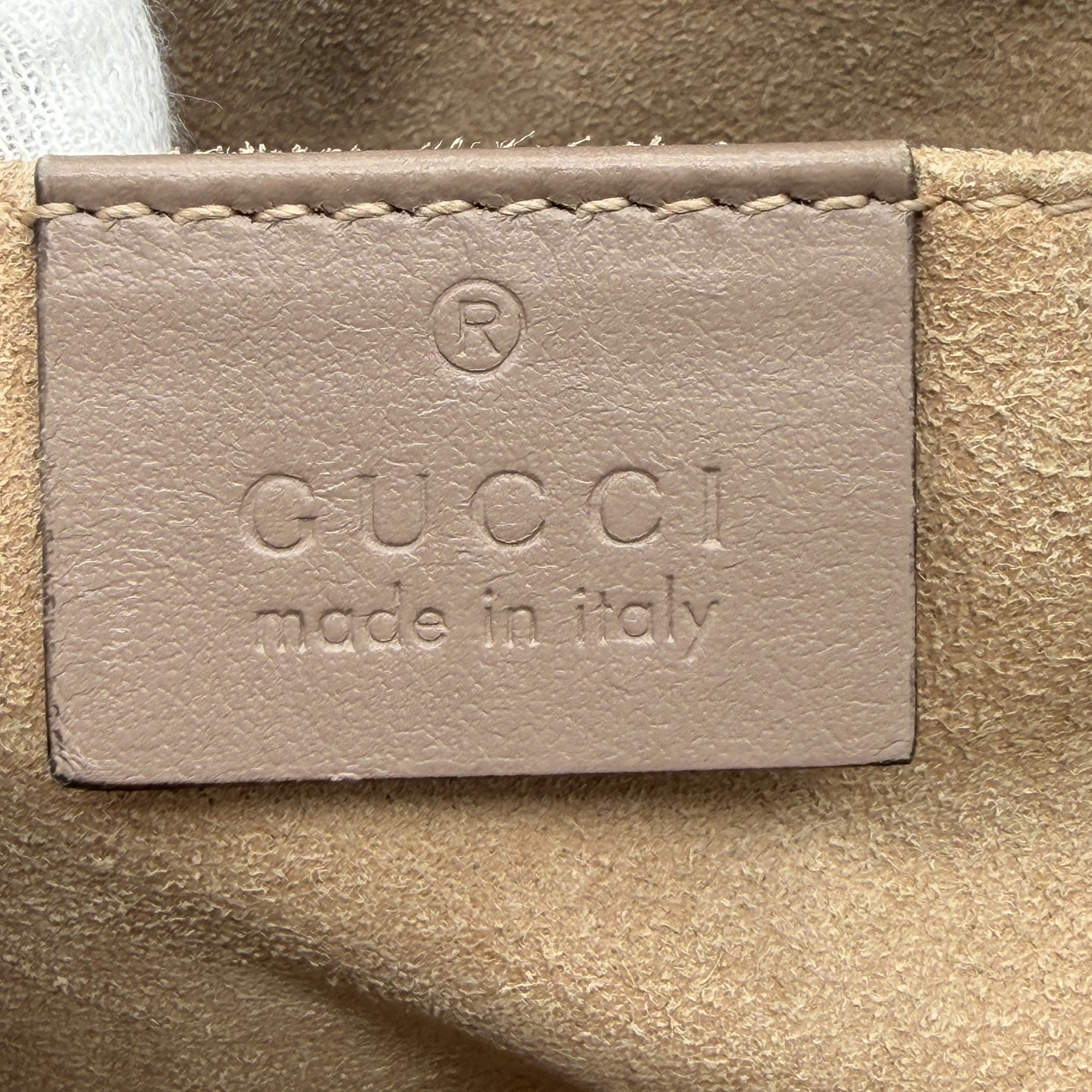 GG Marmont Camera Bag Small Shoulder Bag — view 10