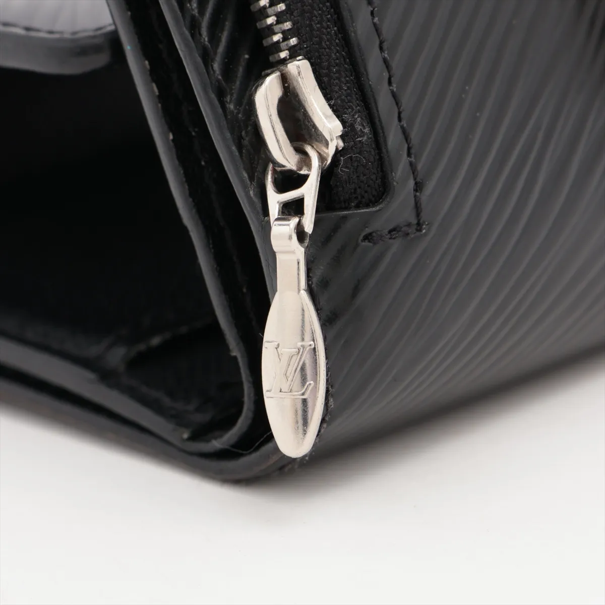Epi Portefeuille Twist Compact XS M63322 Noir Compact Wallet with RFID response — view 7