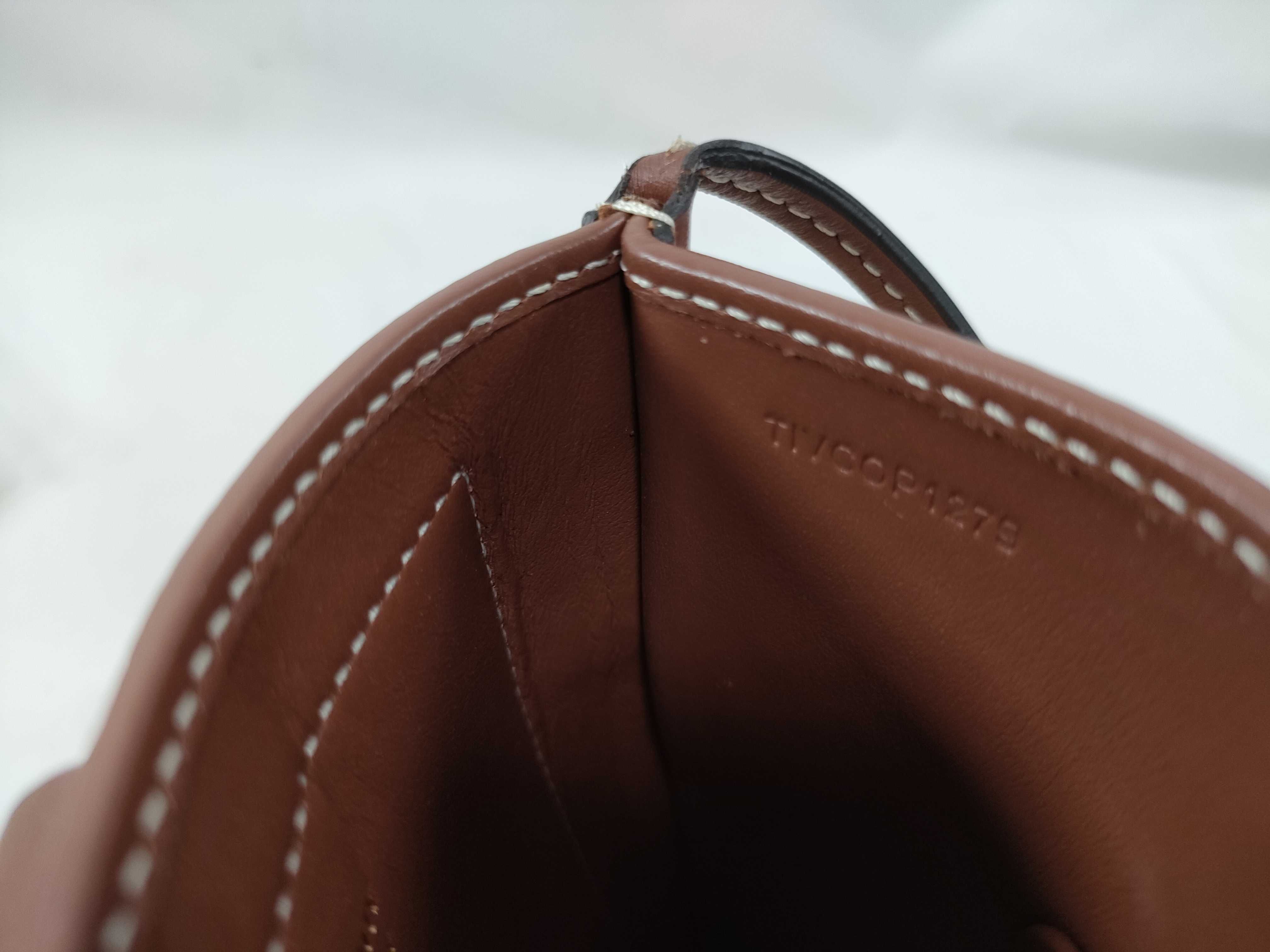 phone case and other accessories — view 13