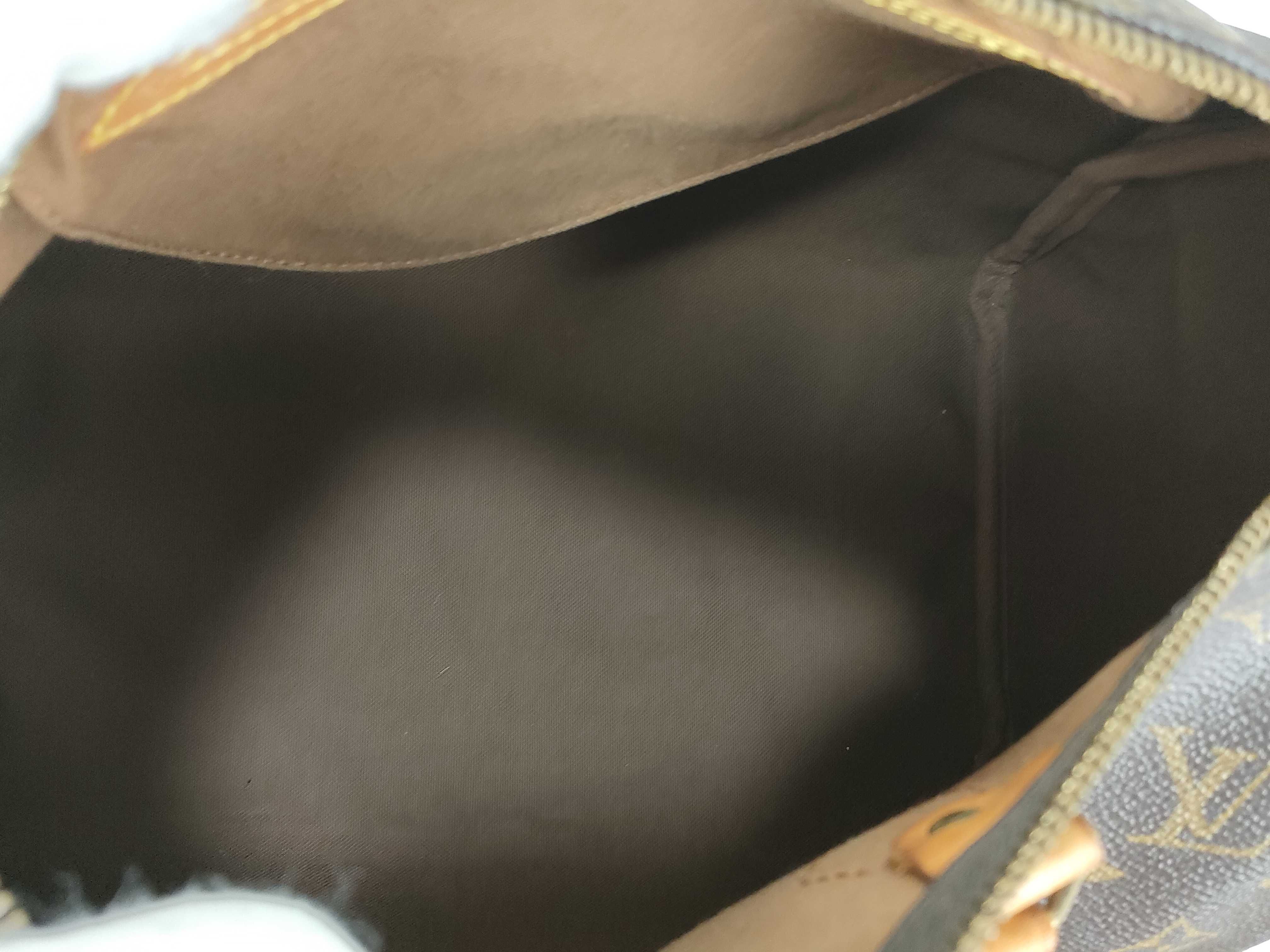 Monogram Louis Vuitton Speedy 30 Handbag — view 10