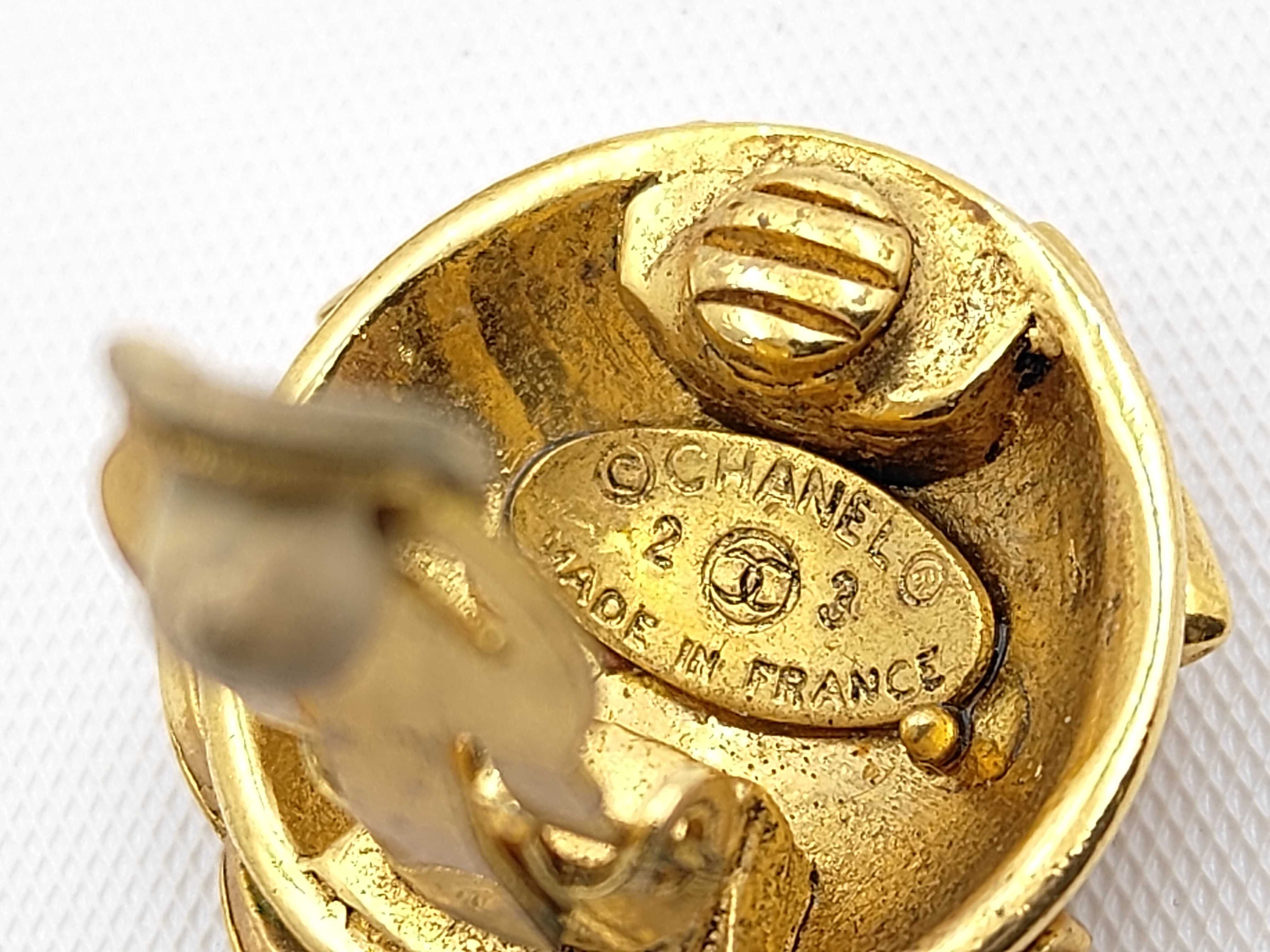 Round Stone Gold (YG) Earrings — view 5