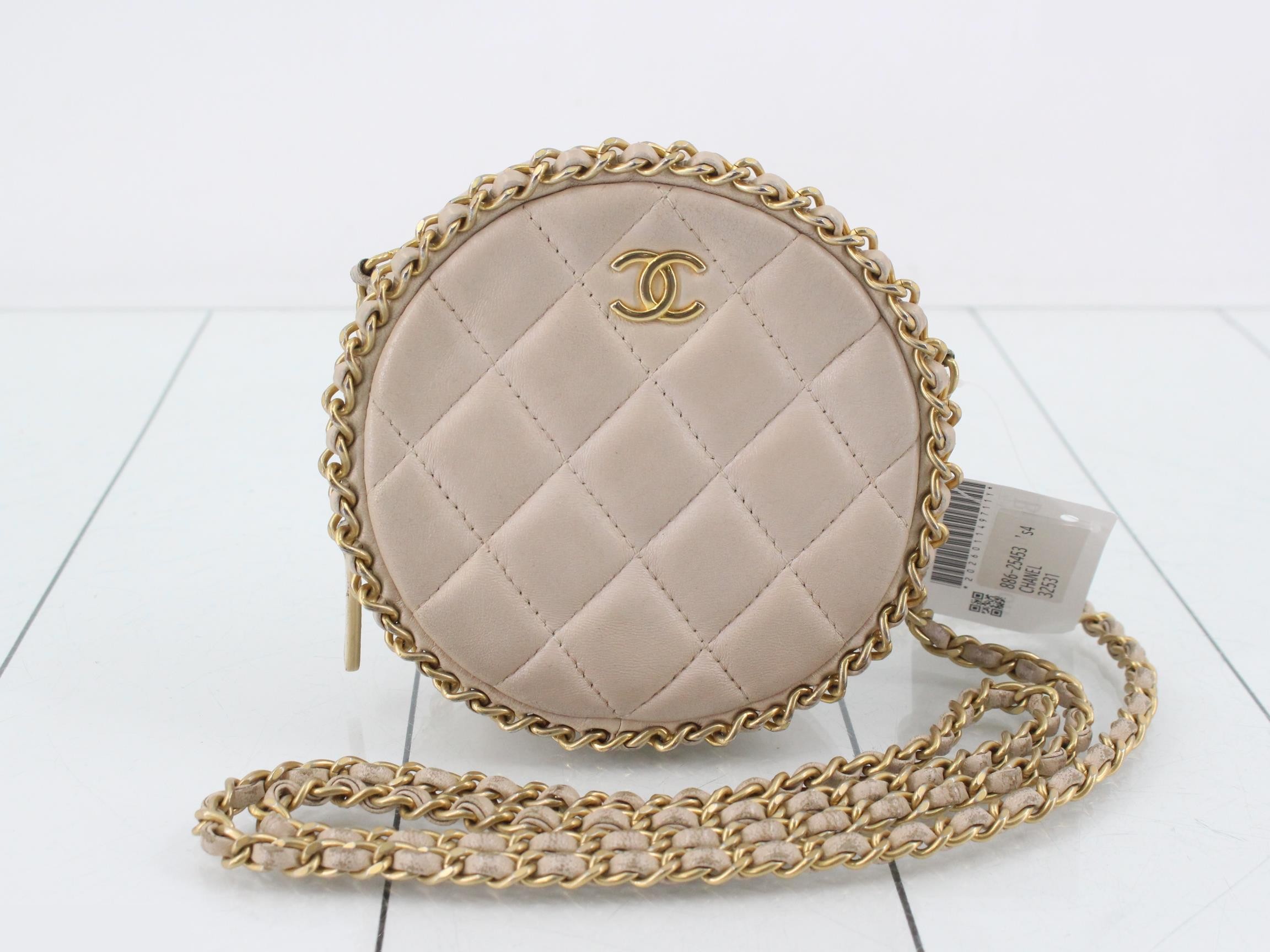 Lambskin Coco Mark Round Chain Shoulder Bag