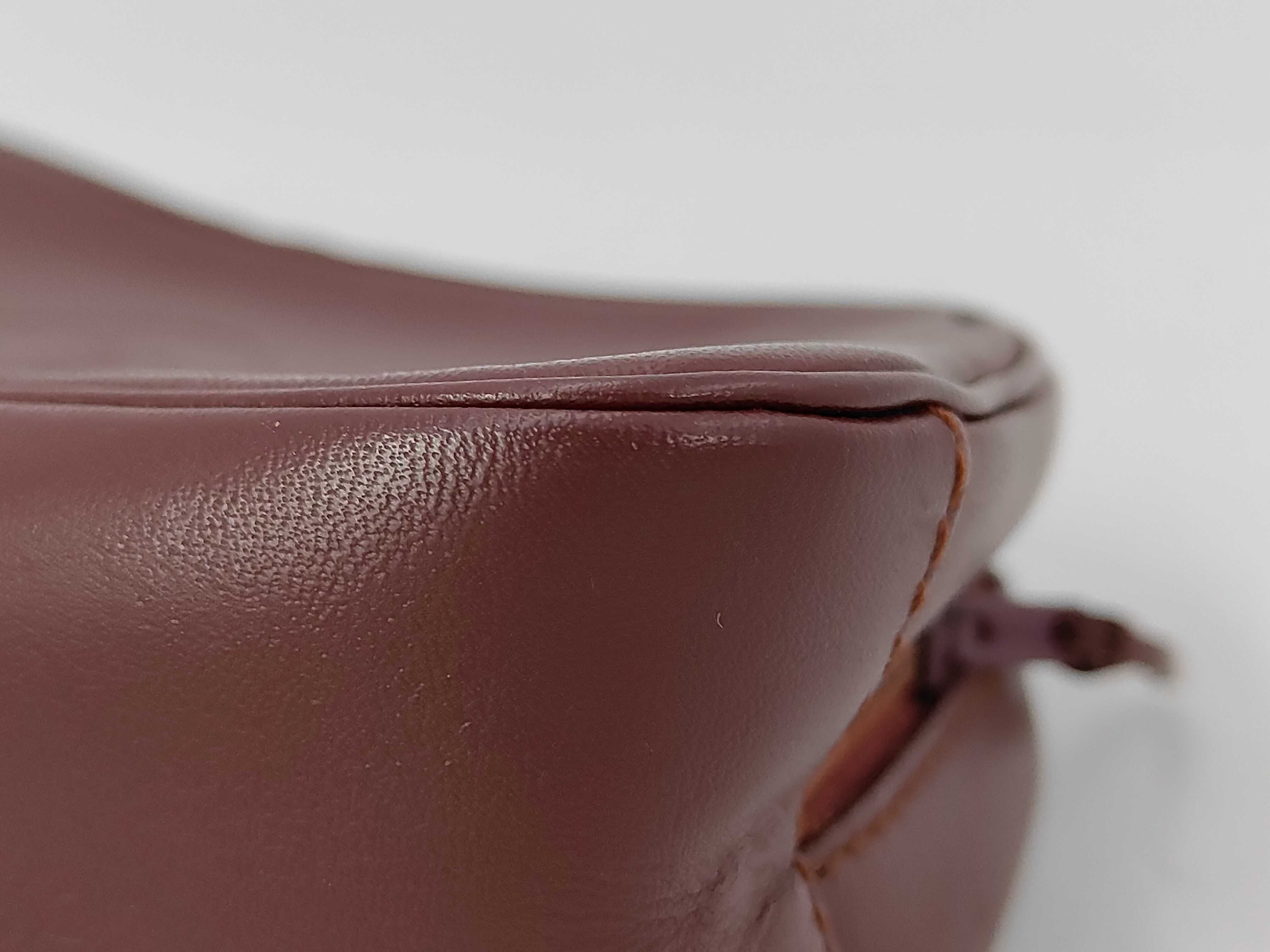 Pouch — view 3