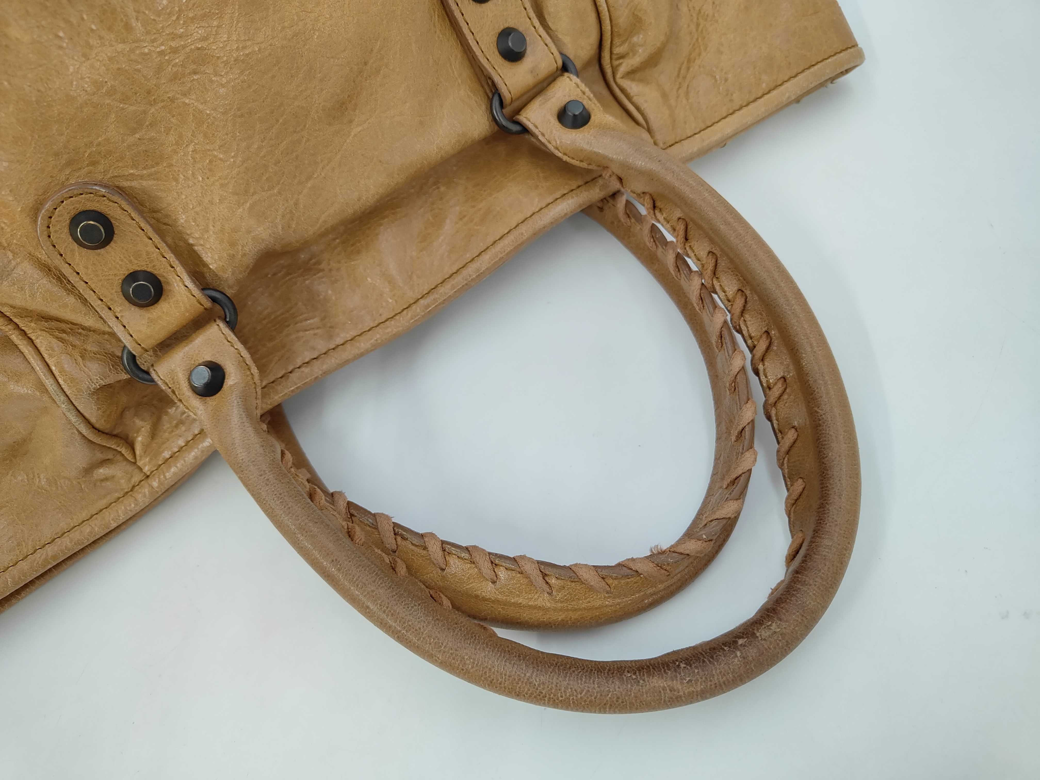 The Sunday Leather Handbag, Beige, 228750, with Mirror — view 5