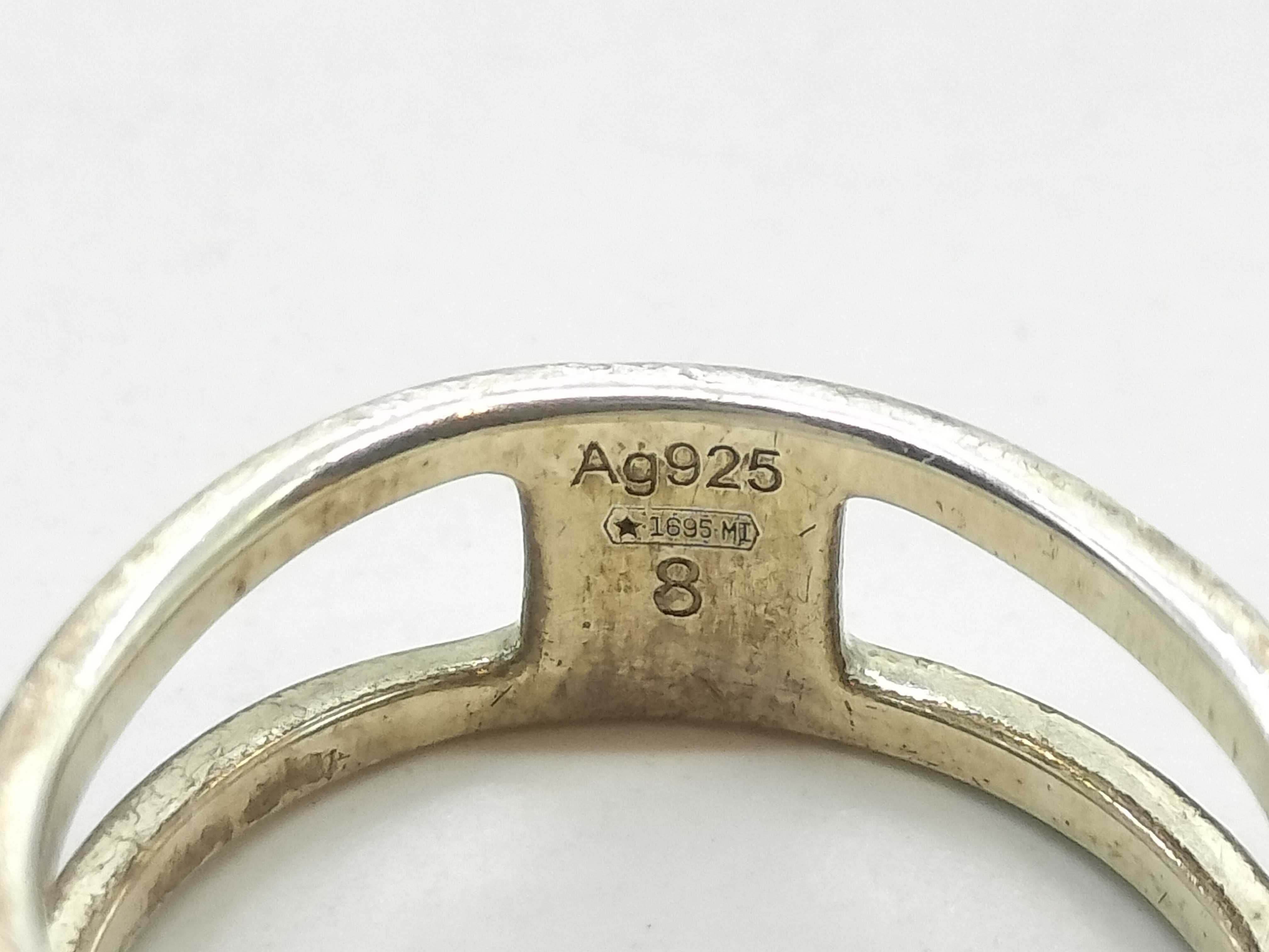 Interlocking Ring, AG925 Stamped Ring — view 3