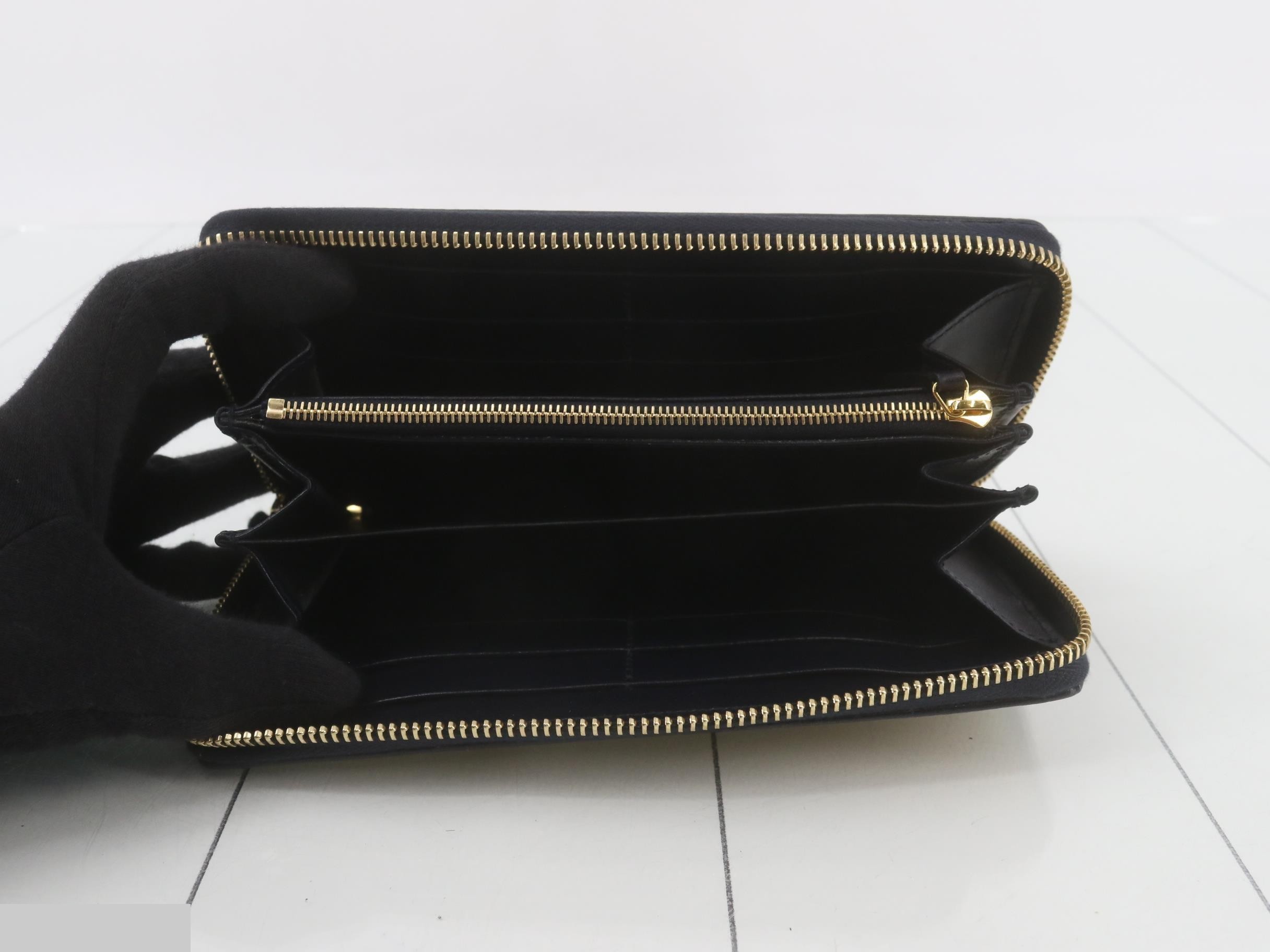 Horsebit Long Wallet — view 4