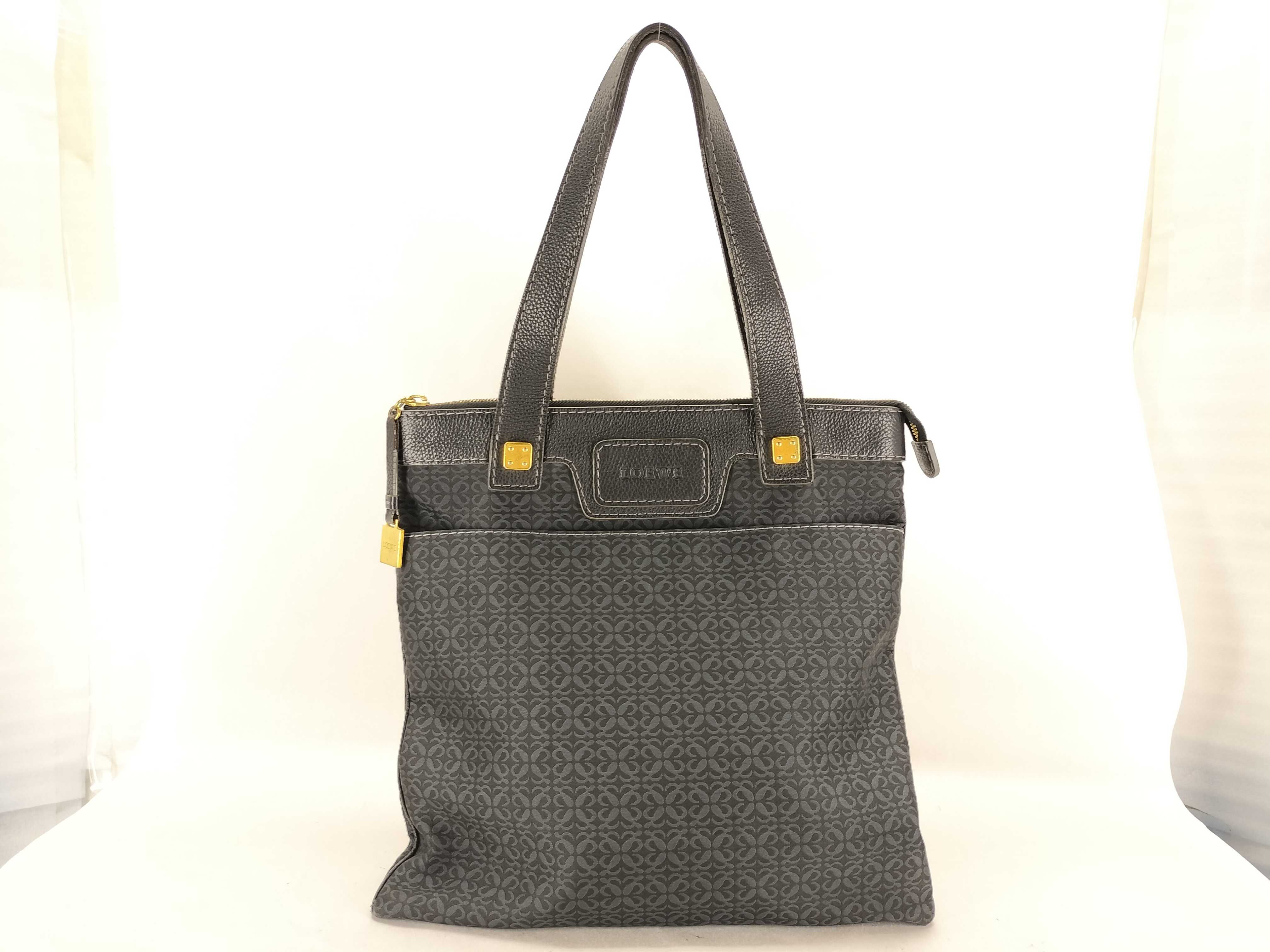 Anagram tote bag