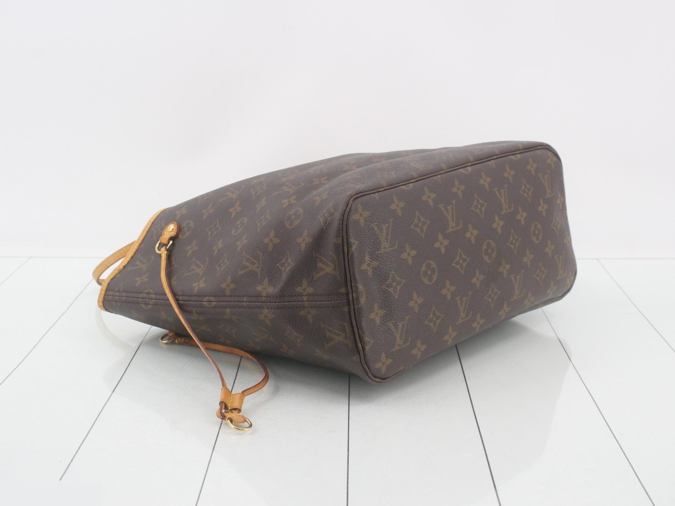 Neverfull MM Monogram Brown Tote Bag — view 5