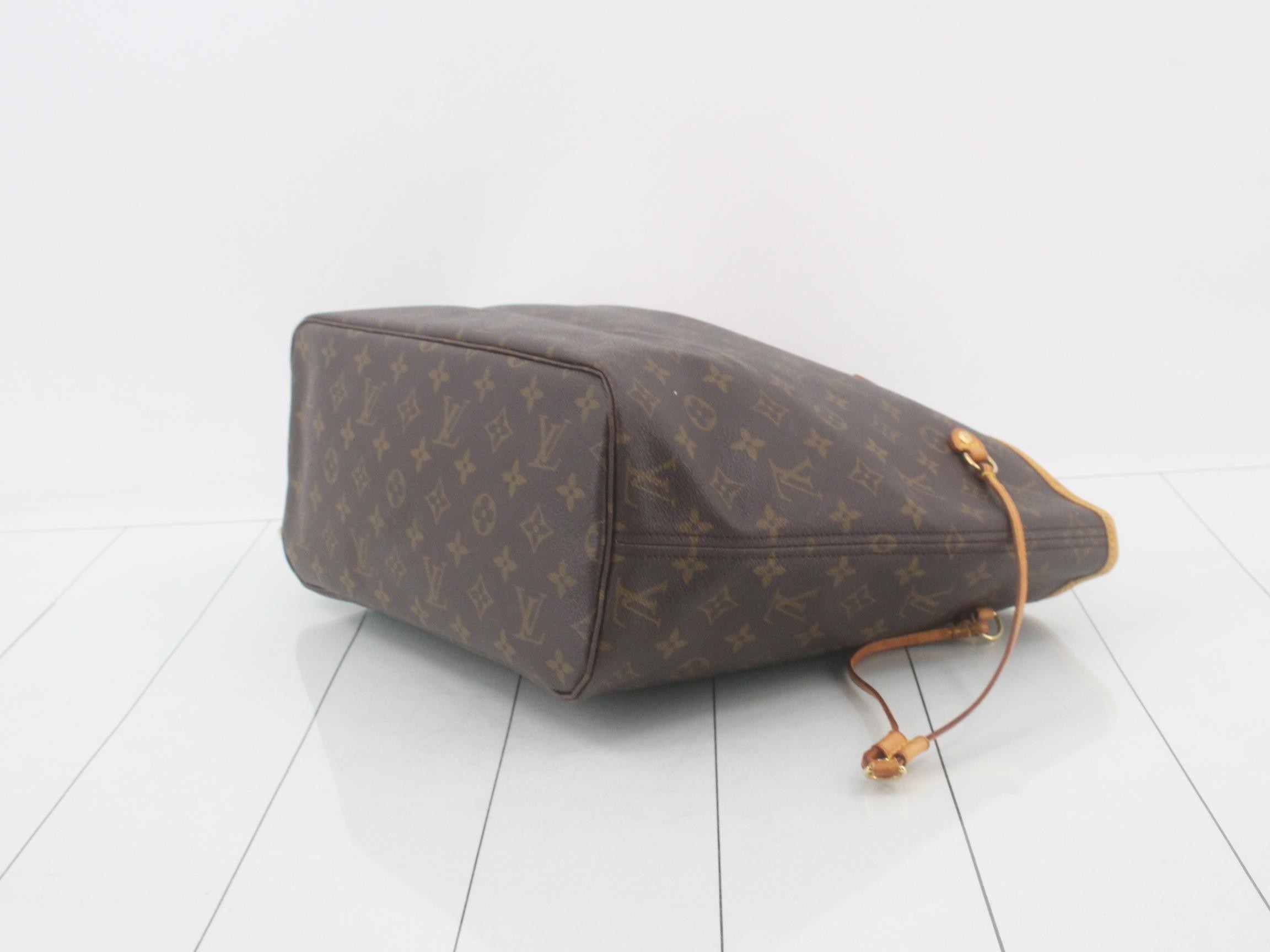 Neverfull MM Monogram Brown Tote Bag — view 6