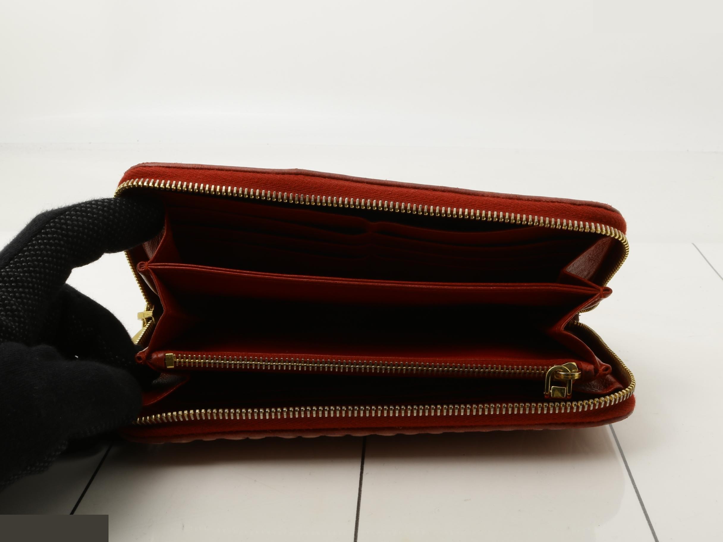 Other lines: Bags & Wallets - Round Zip Long Wallet — view 4