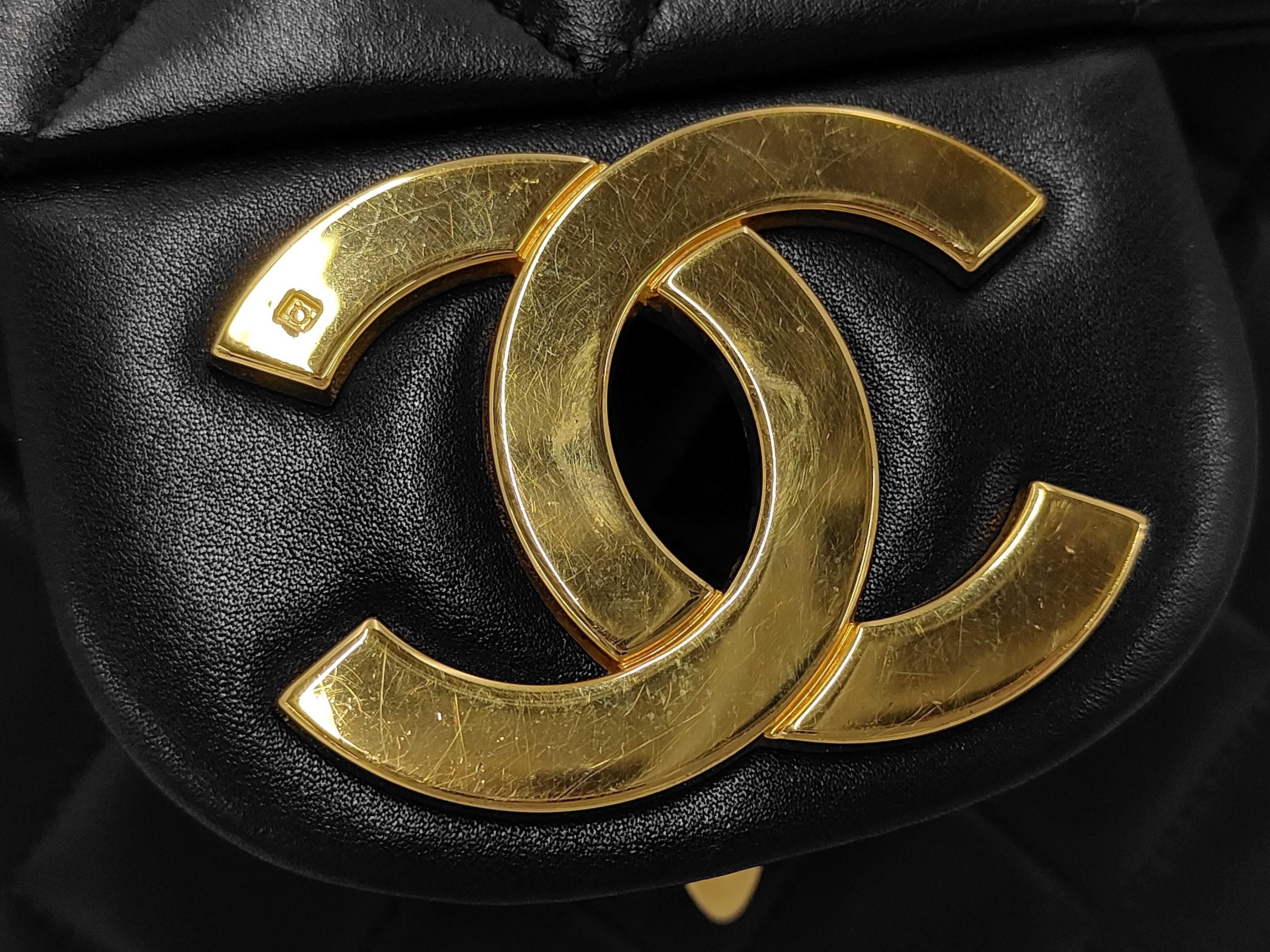 Large Matelassé 34 Lambskin Shoulder Bag — view 11