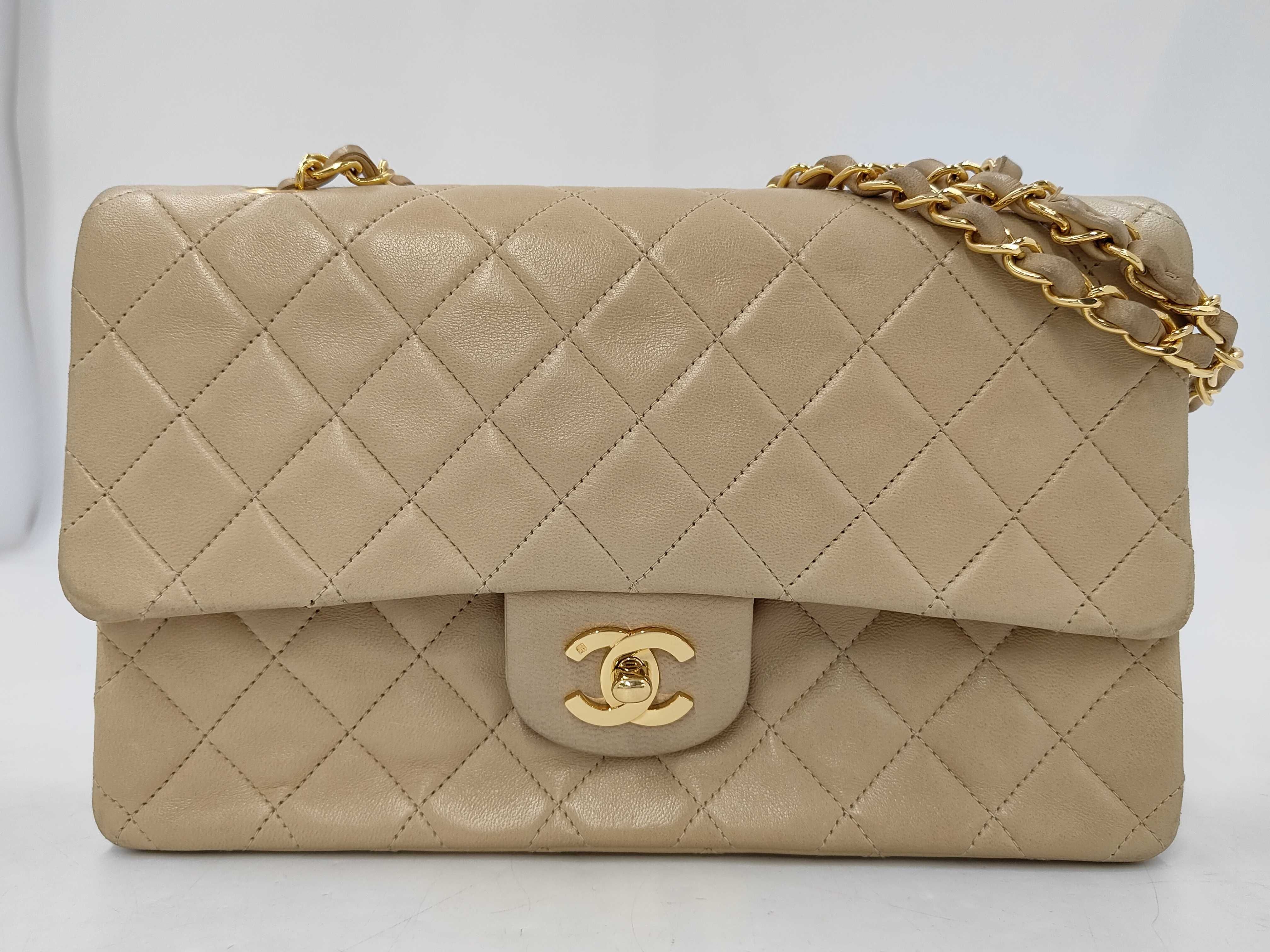 Matelassé 25 Lambskin Double Flap Double Chain Shoulder Bag