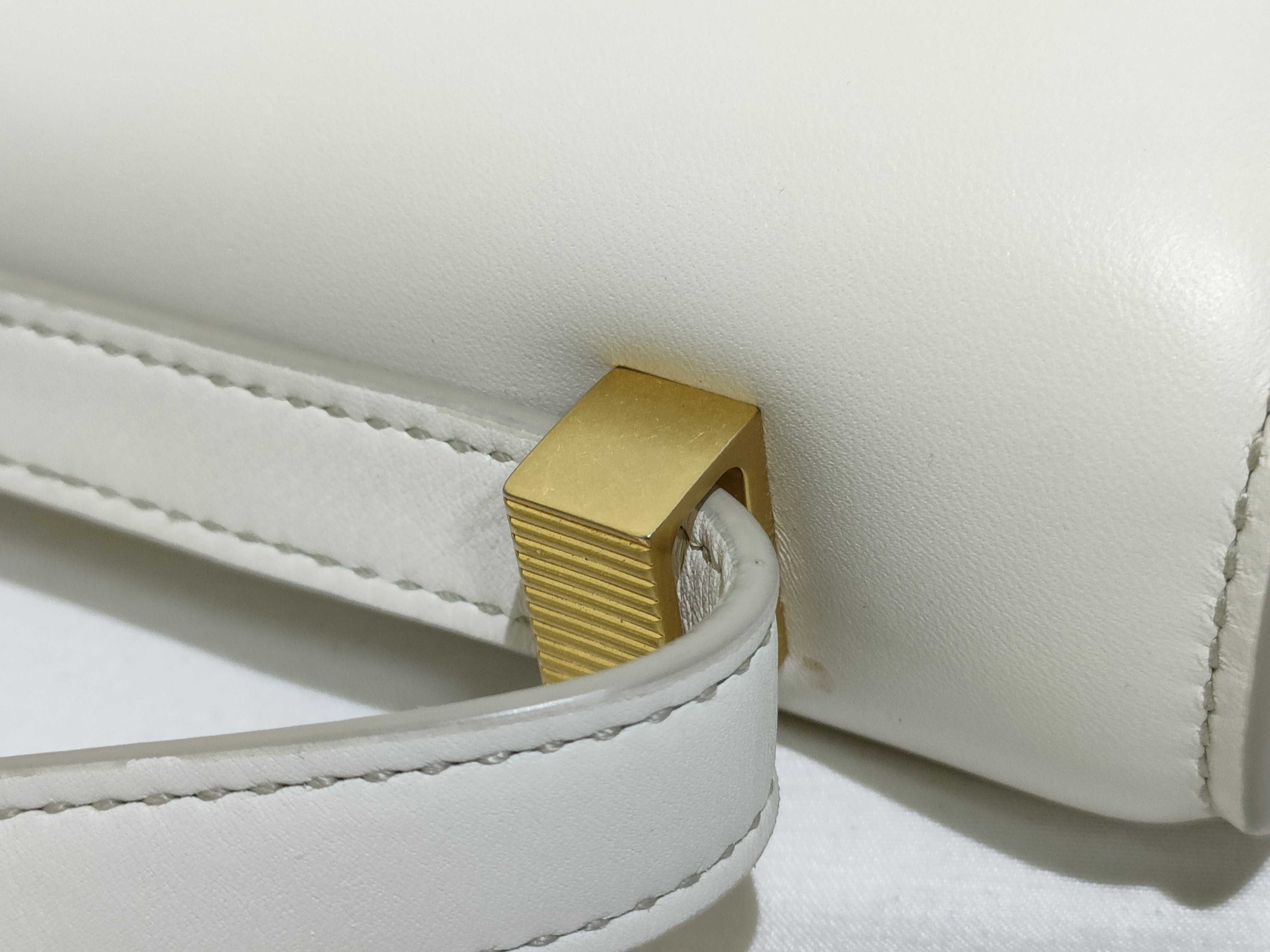 Classic Shoulder Bag — view 5