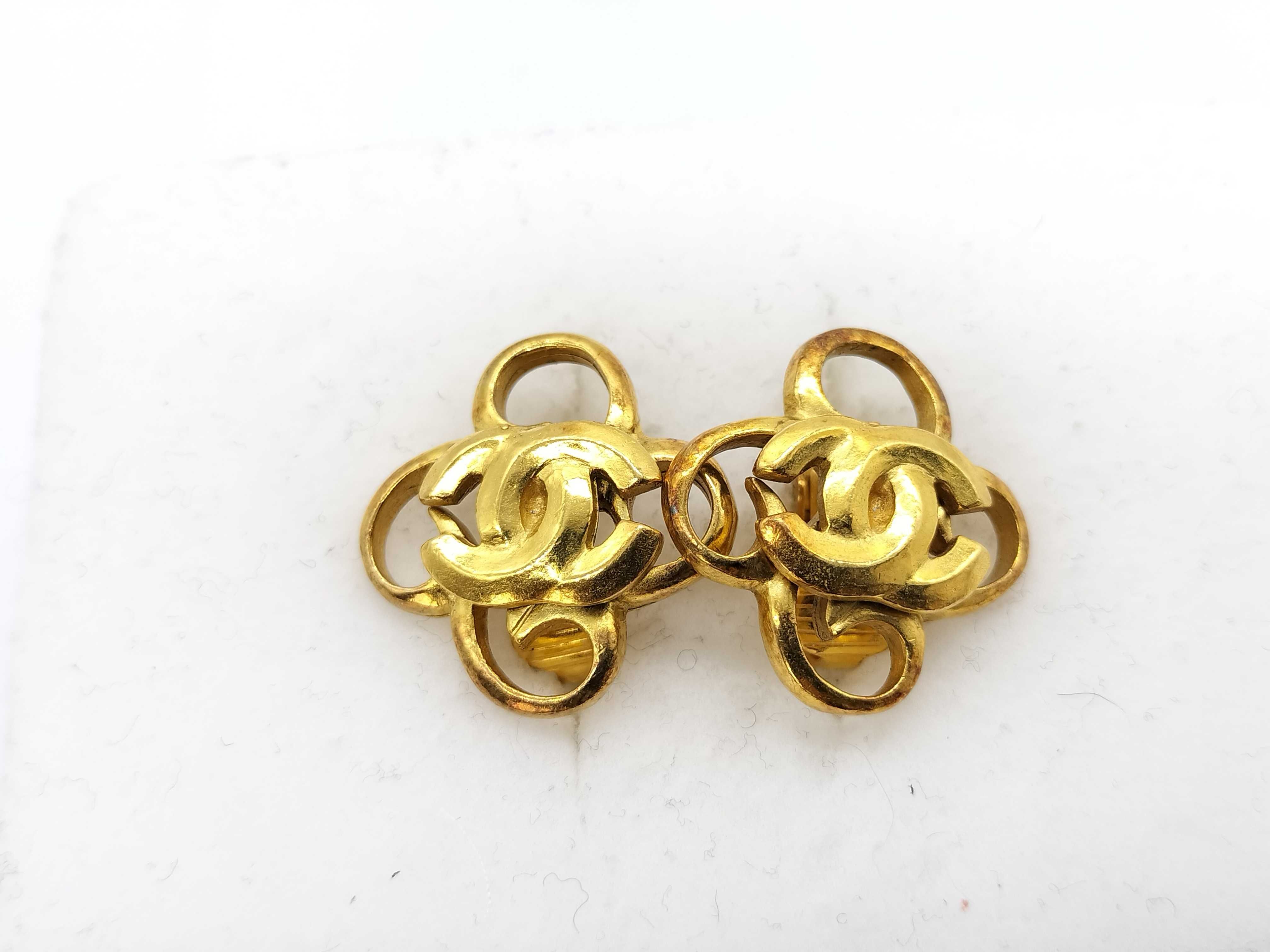98 P Coco Camellia Earrings