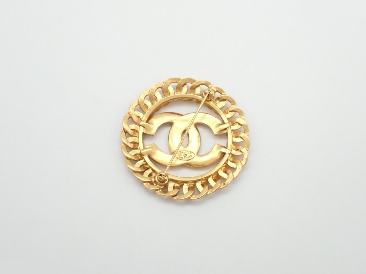 brooch 96P — view 2