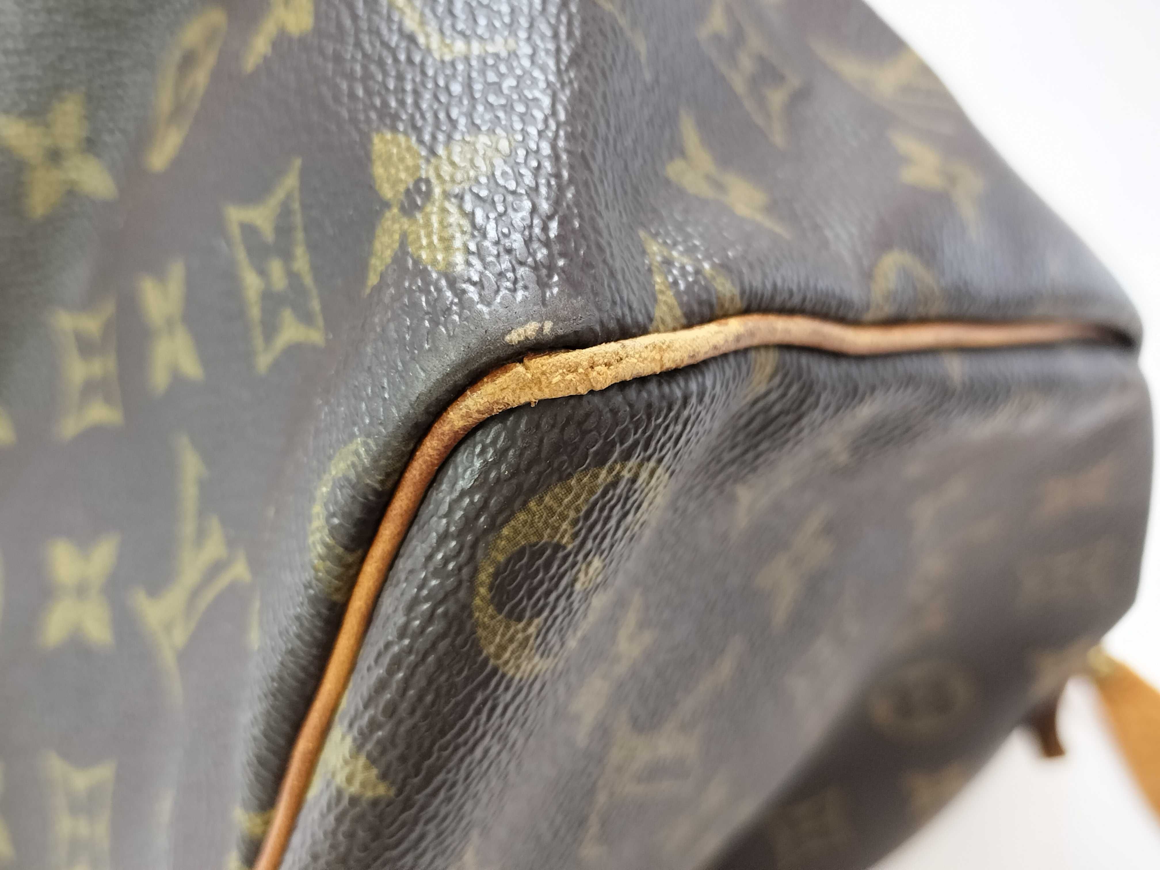 Monogram Louis Vuitton Speedy 40 Handbag — view 7