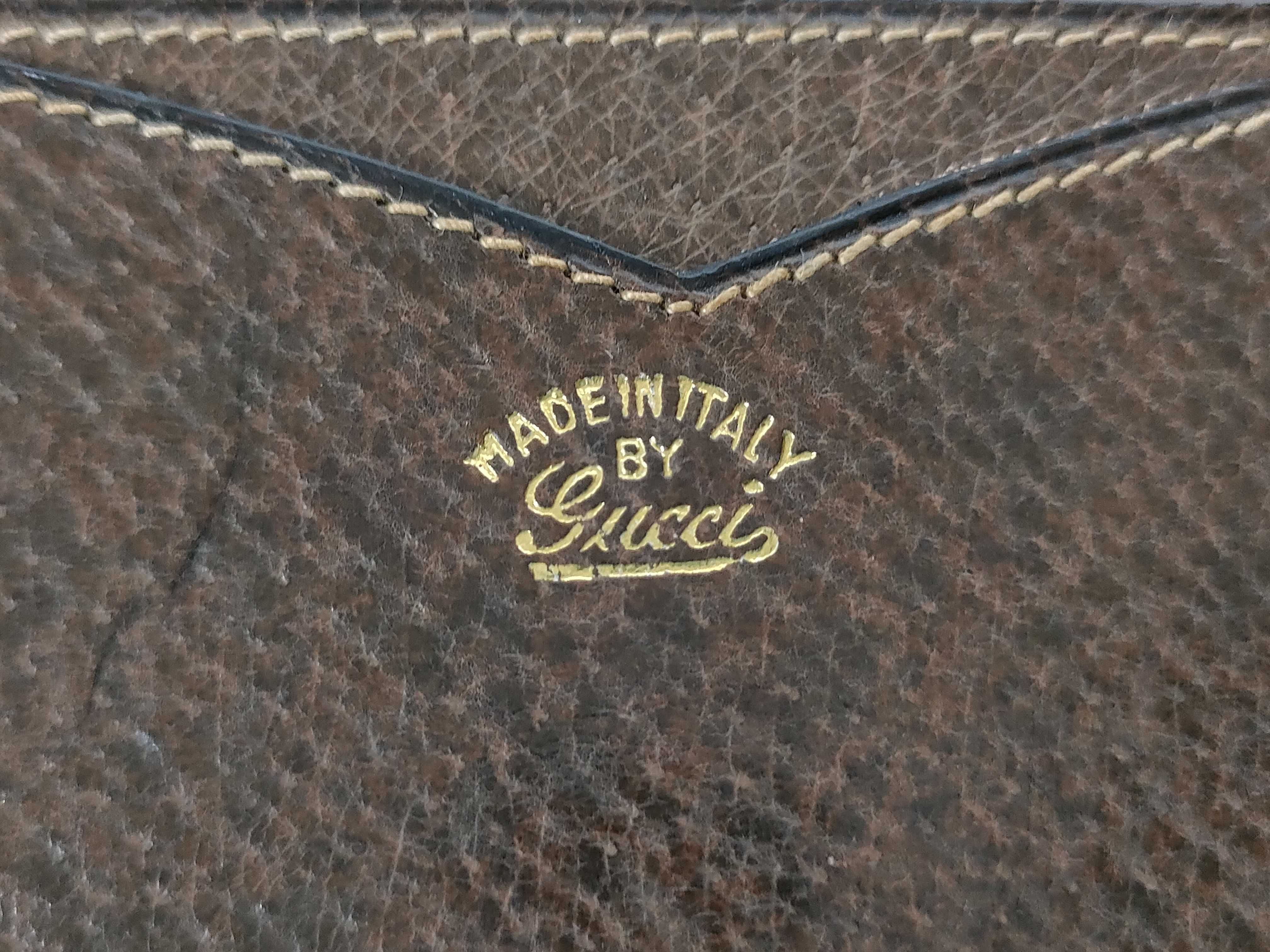 Old Gucci GG Supreme Sherry Line Clasp Wallet — view 10