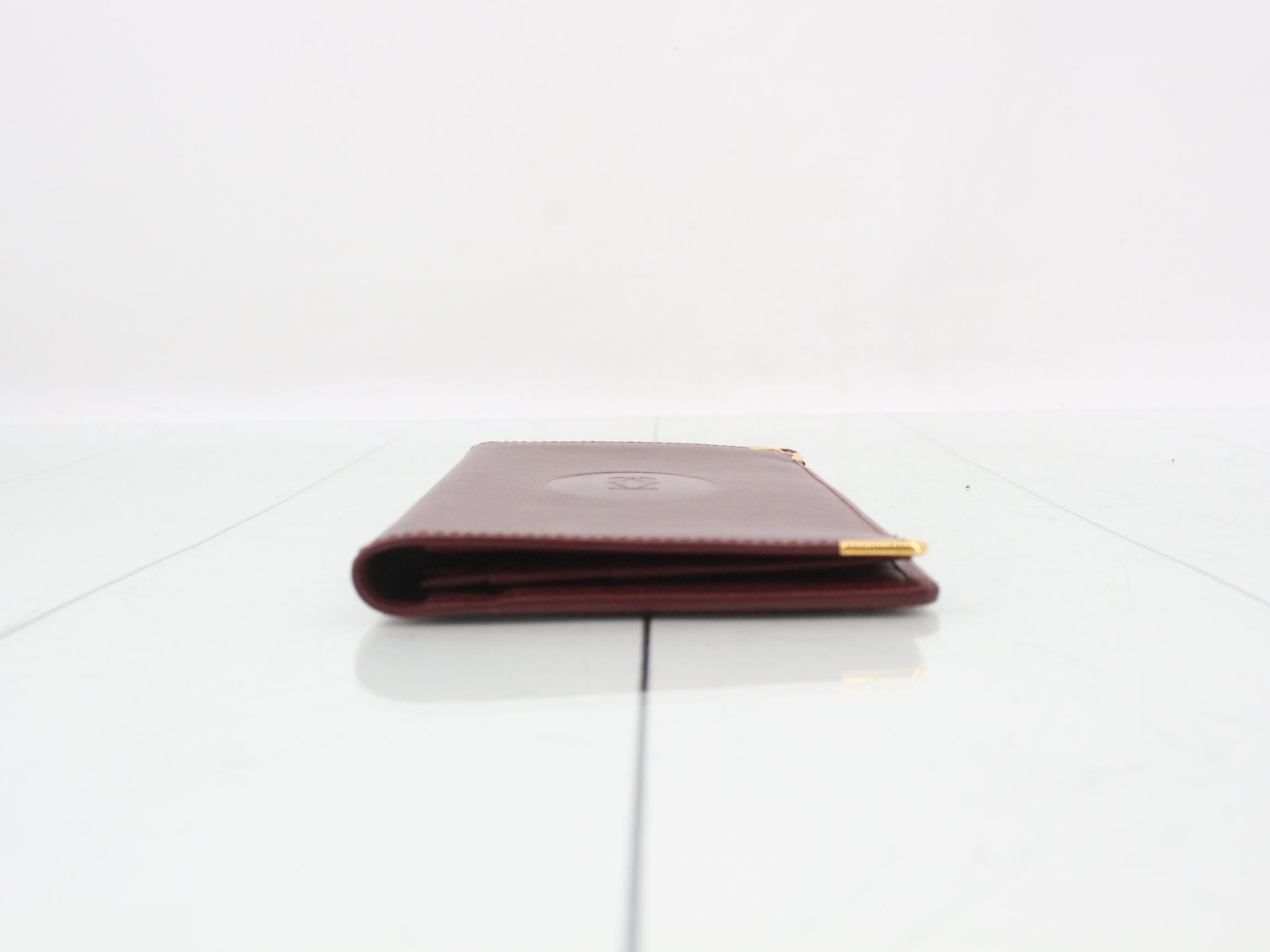 Unused Must Line bi-fold long wallet, burgundy. — view 3