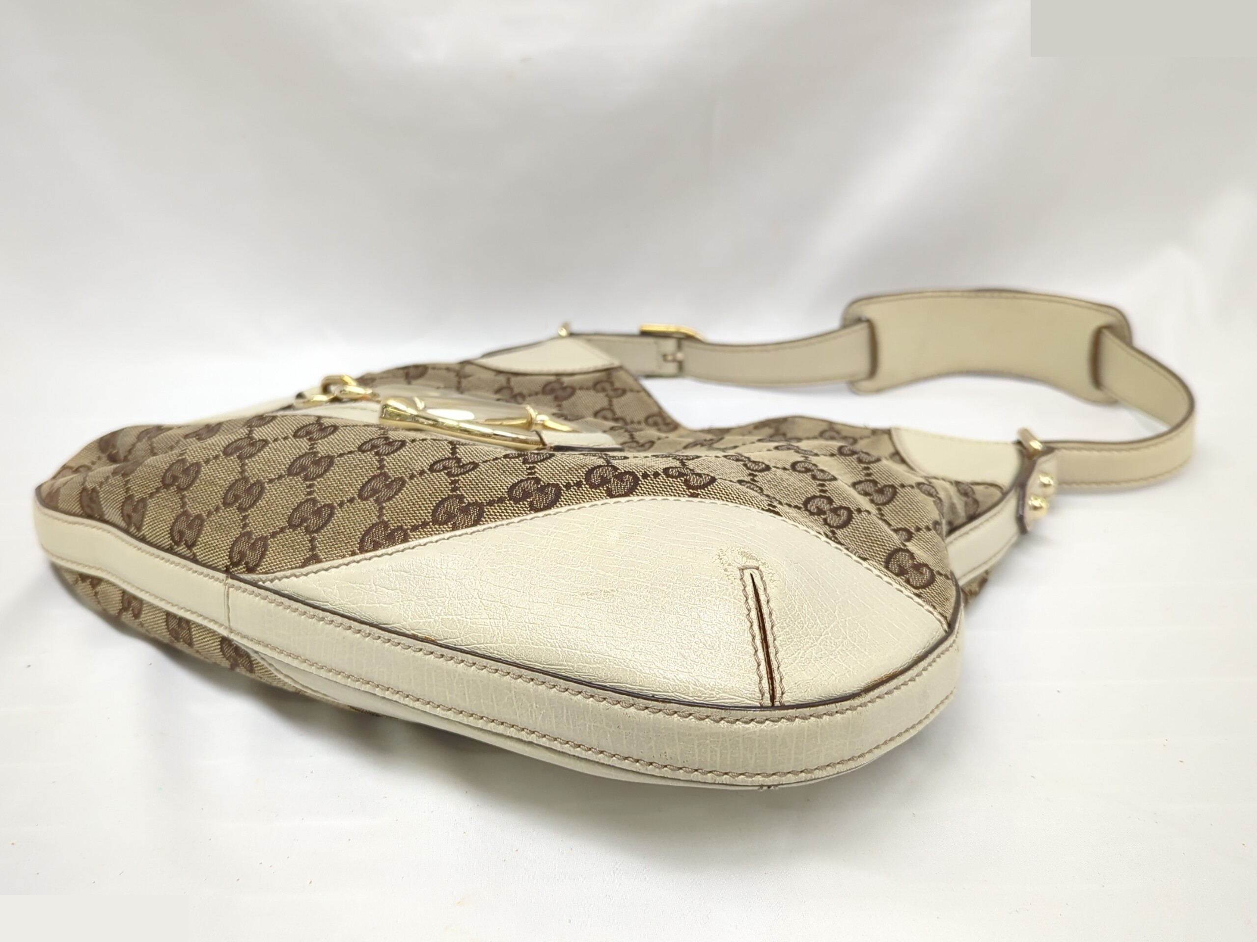GG Canvas (Bag) - Shoulder Bag — view 4
