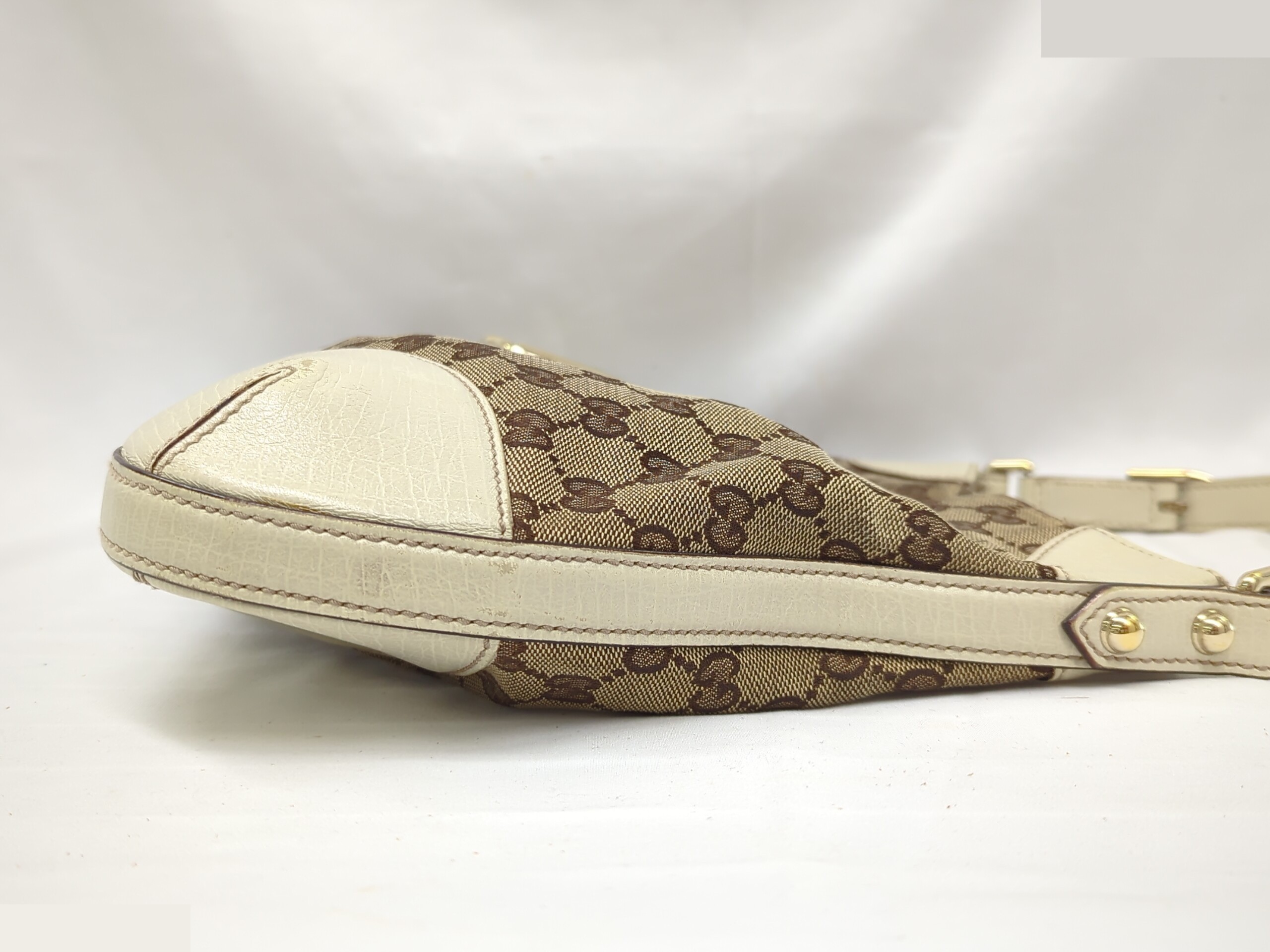 GG Canvas (Bag) - Shoulder Bag — view 5