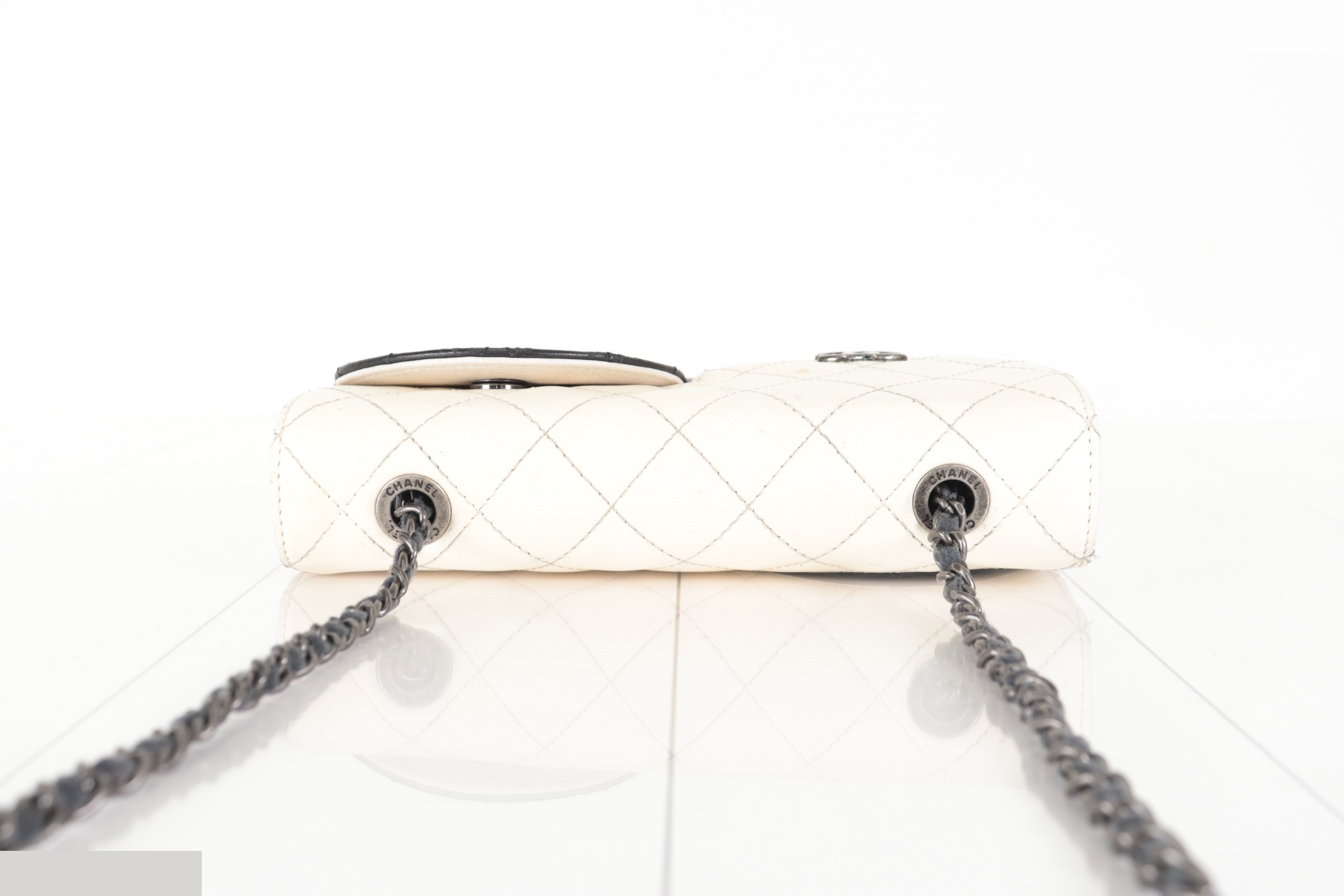 Bicolor Lambskin Chain Shoulder Bag, Item No. 22 — view 6