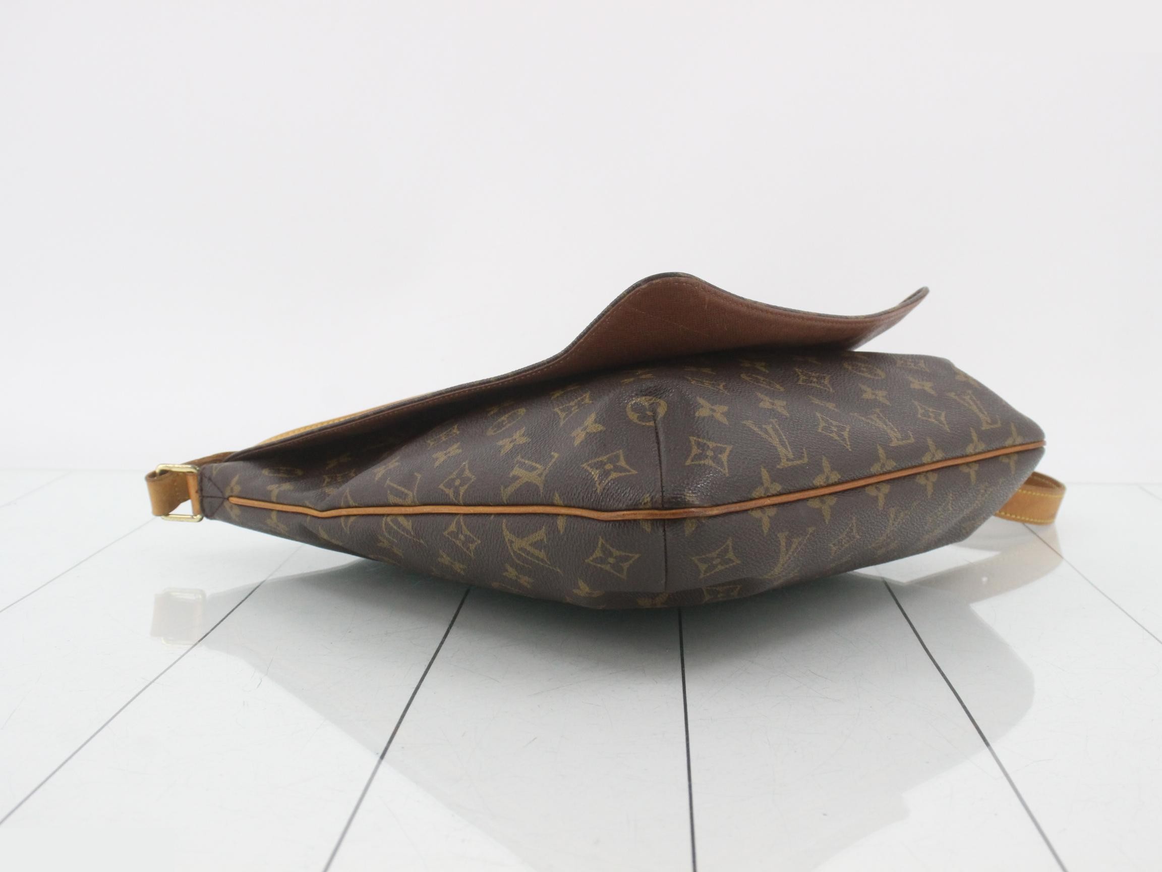 M51256 Musette — view 5