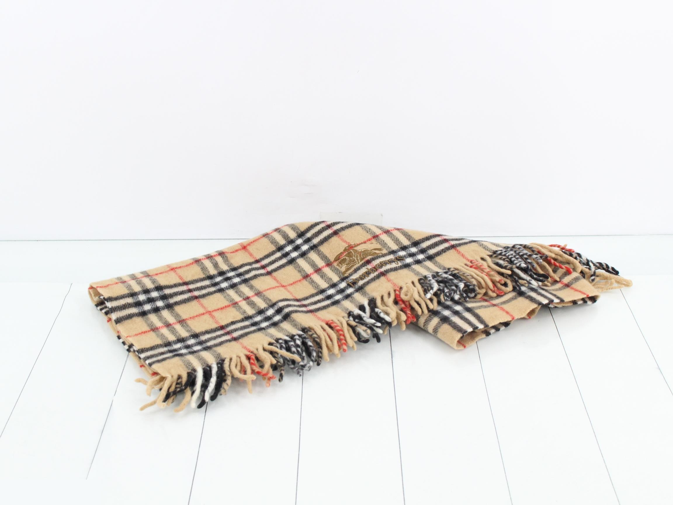 Nova Check pattern scarf with horse logo embroidery. — view 2