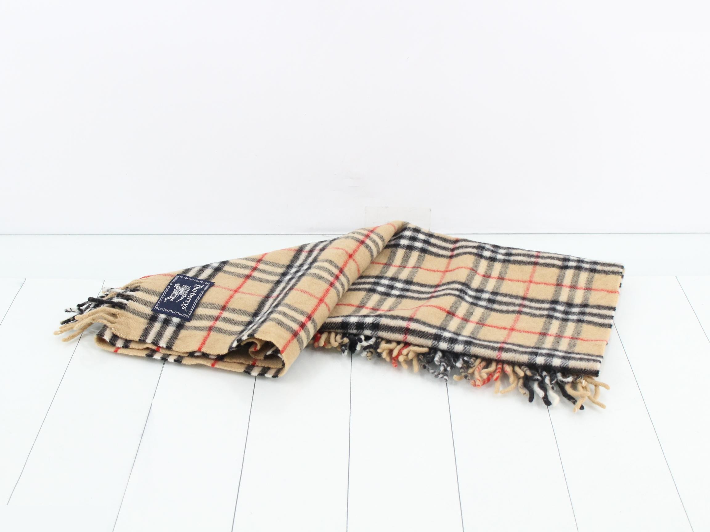 Nova Check pattern scarf with horse logo embroidery. — view 3