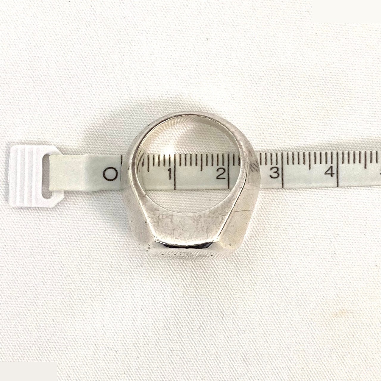 Hexagonal signet ring 925/27.3g #17.5 — view 3