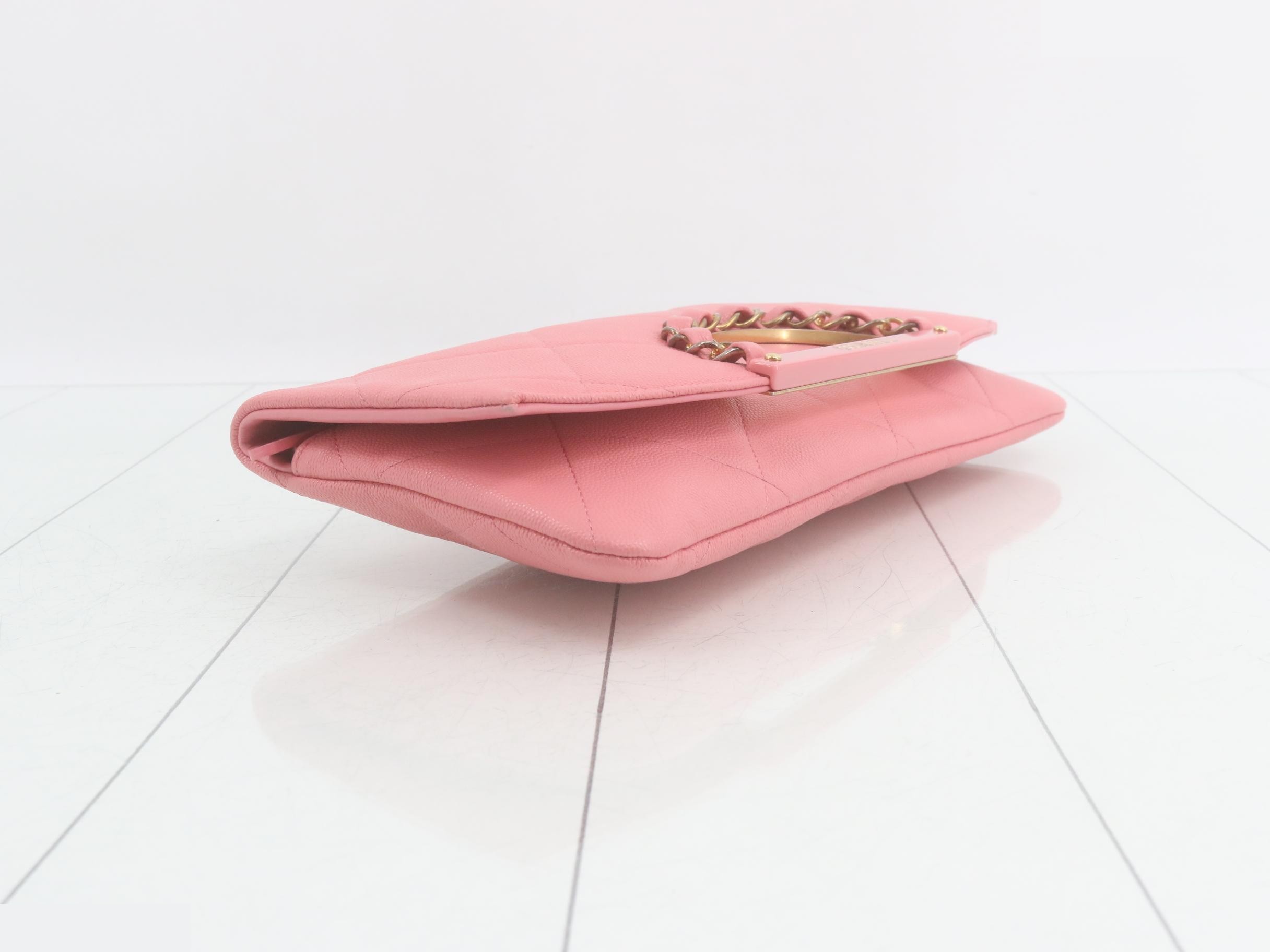 Caviar Skin Logo Evening Bag Clutch Bag — view 5