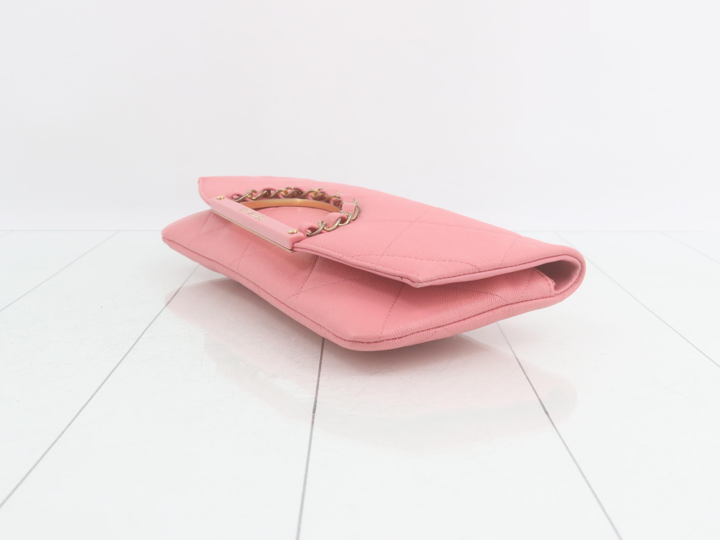 Caviar Skin Logo Evening Bag Clutch Bag — view 6