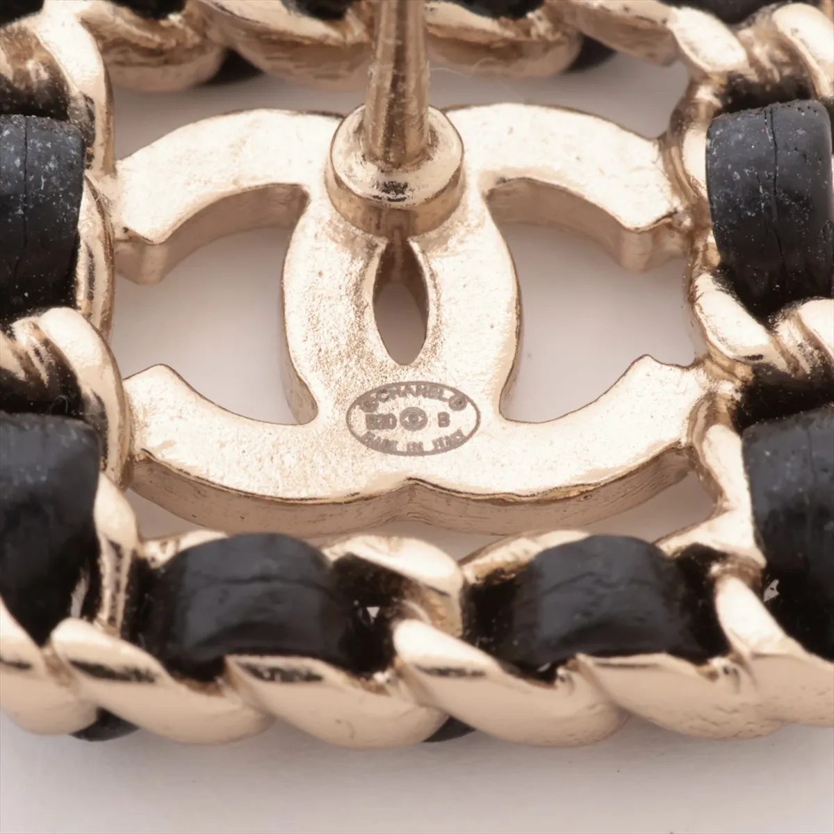 Coco Mark B20B Earrings (Pair) GP x Rhinestone x Leather Black x Gold — view 5