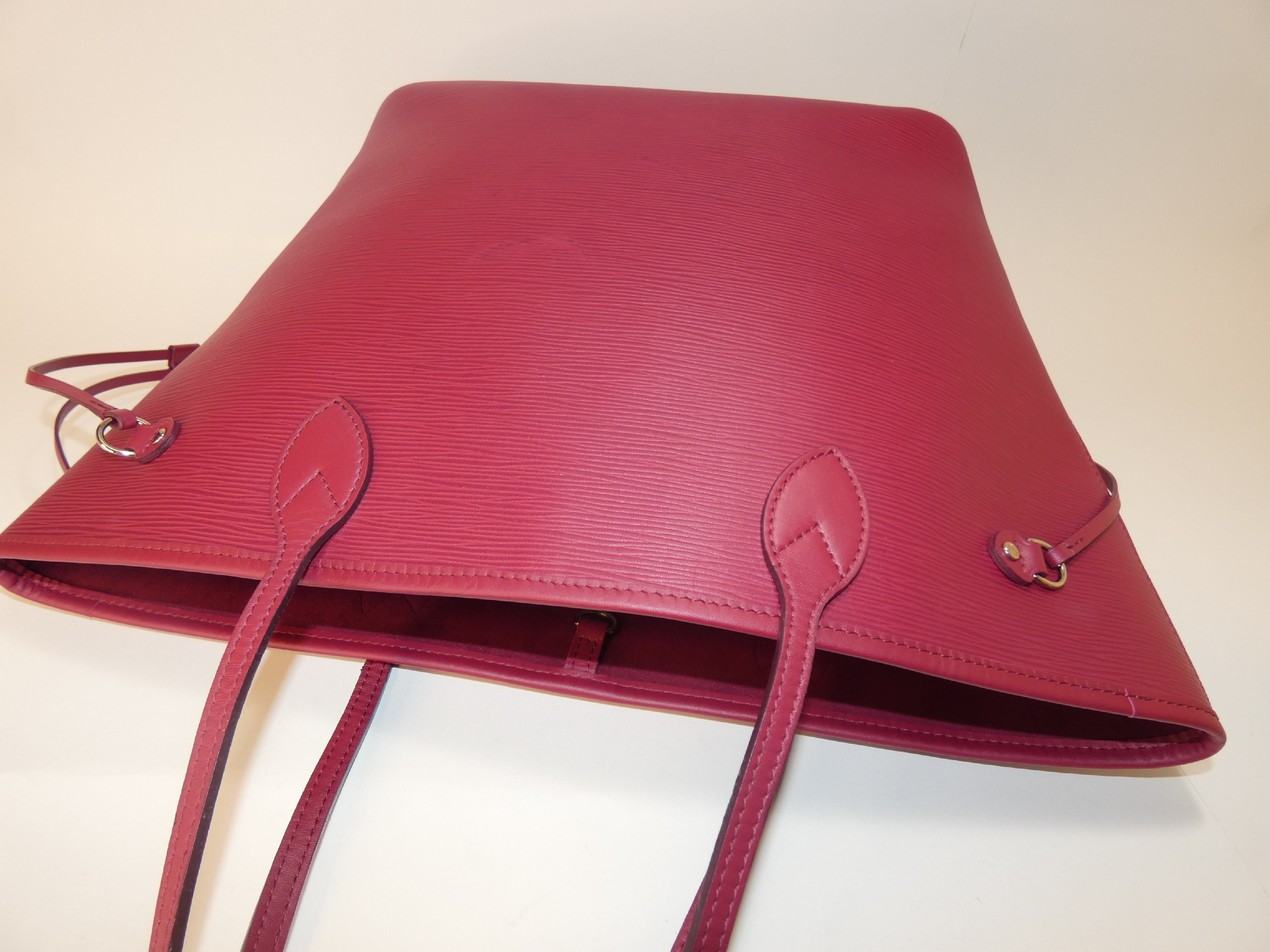 Neverfull Epi Tote Bag with Pouch — view 3