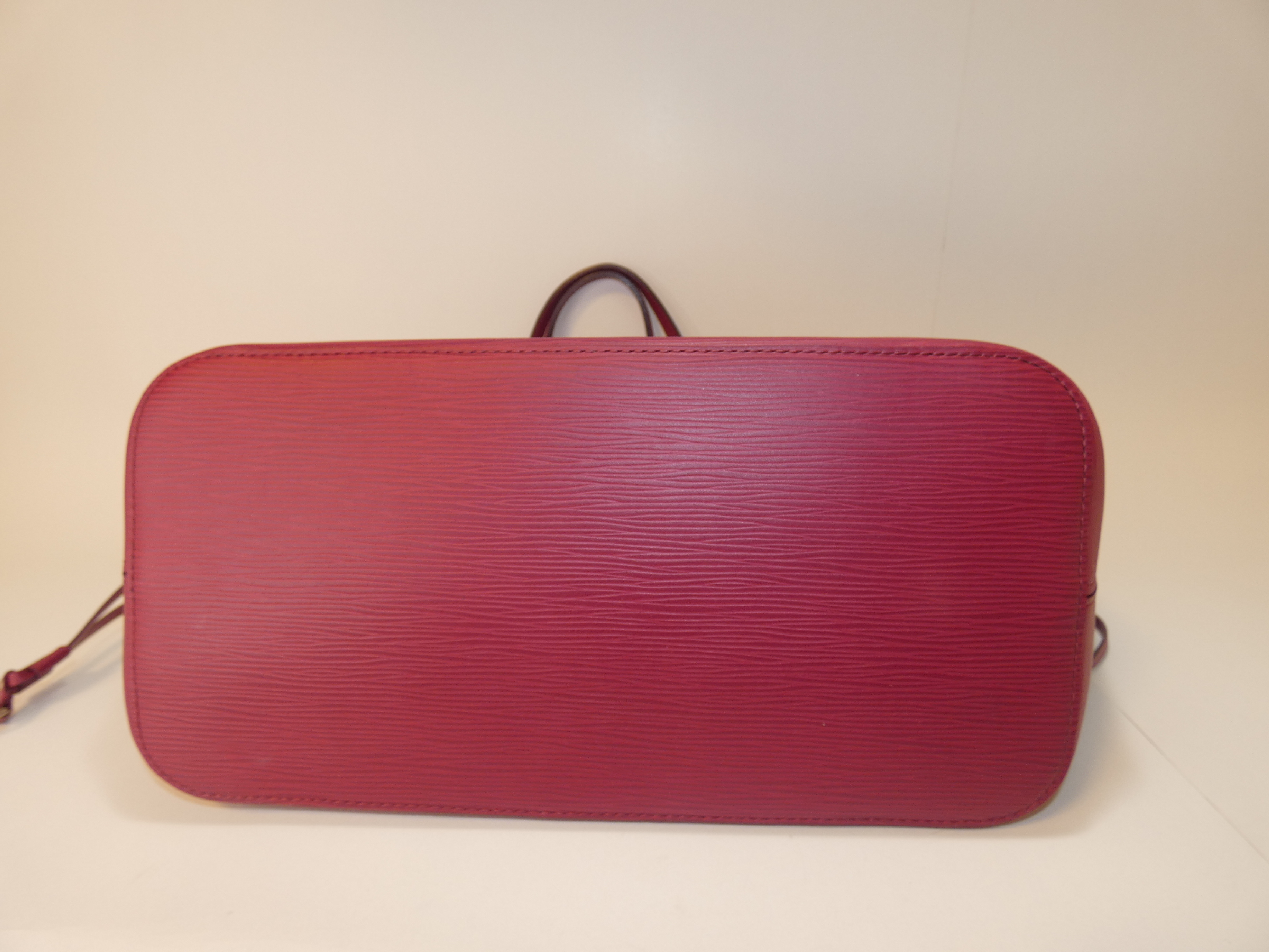 Neverfull Epi Tote Bag with Pouch — view 8