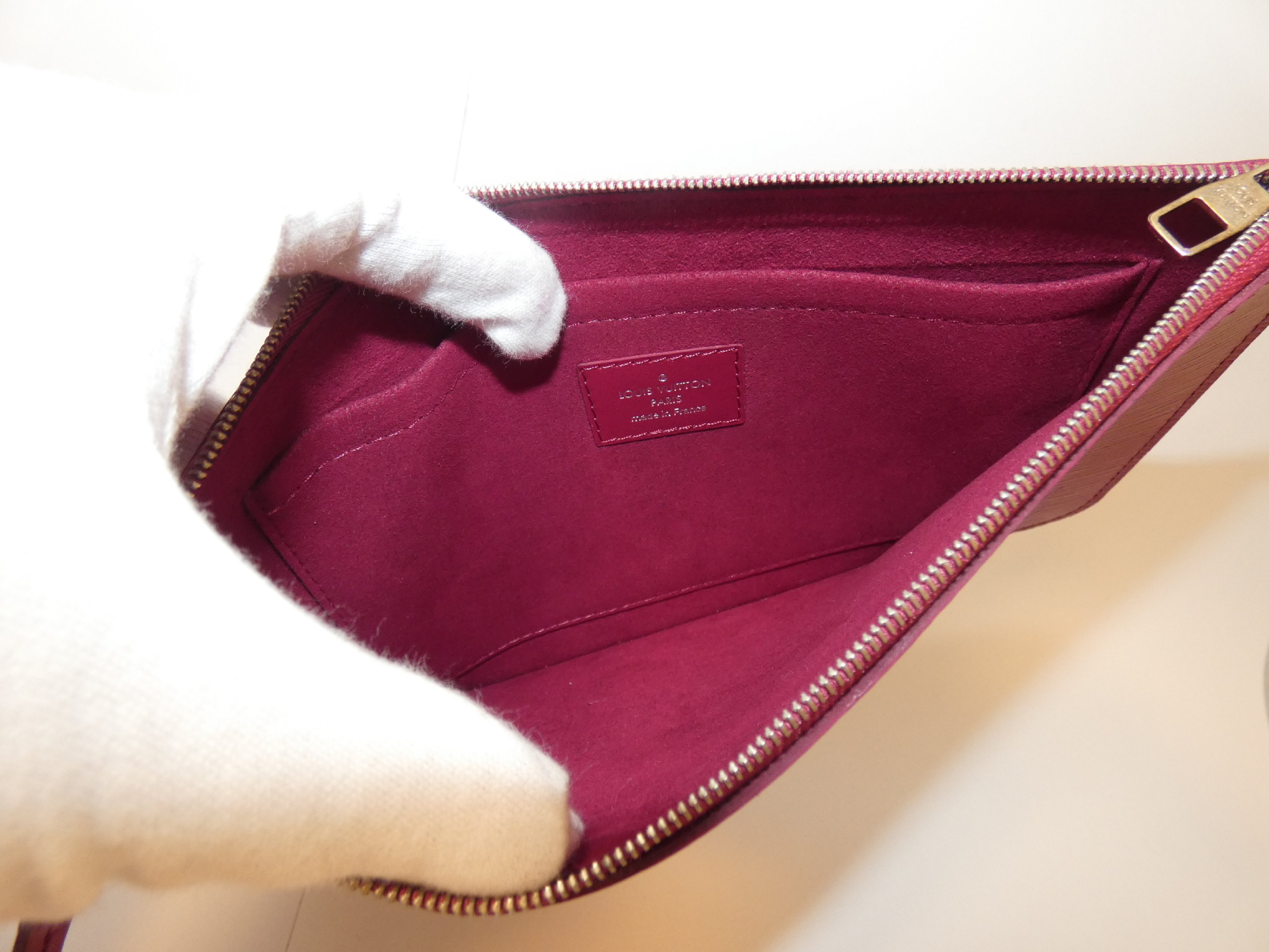 Neverfull Epi Tote Bag with Pouch — view 10