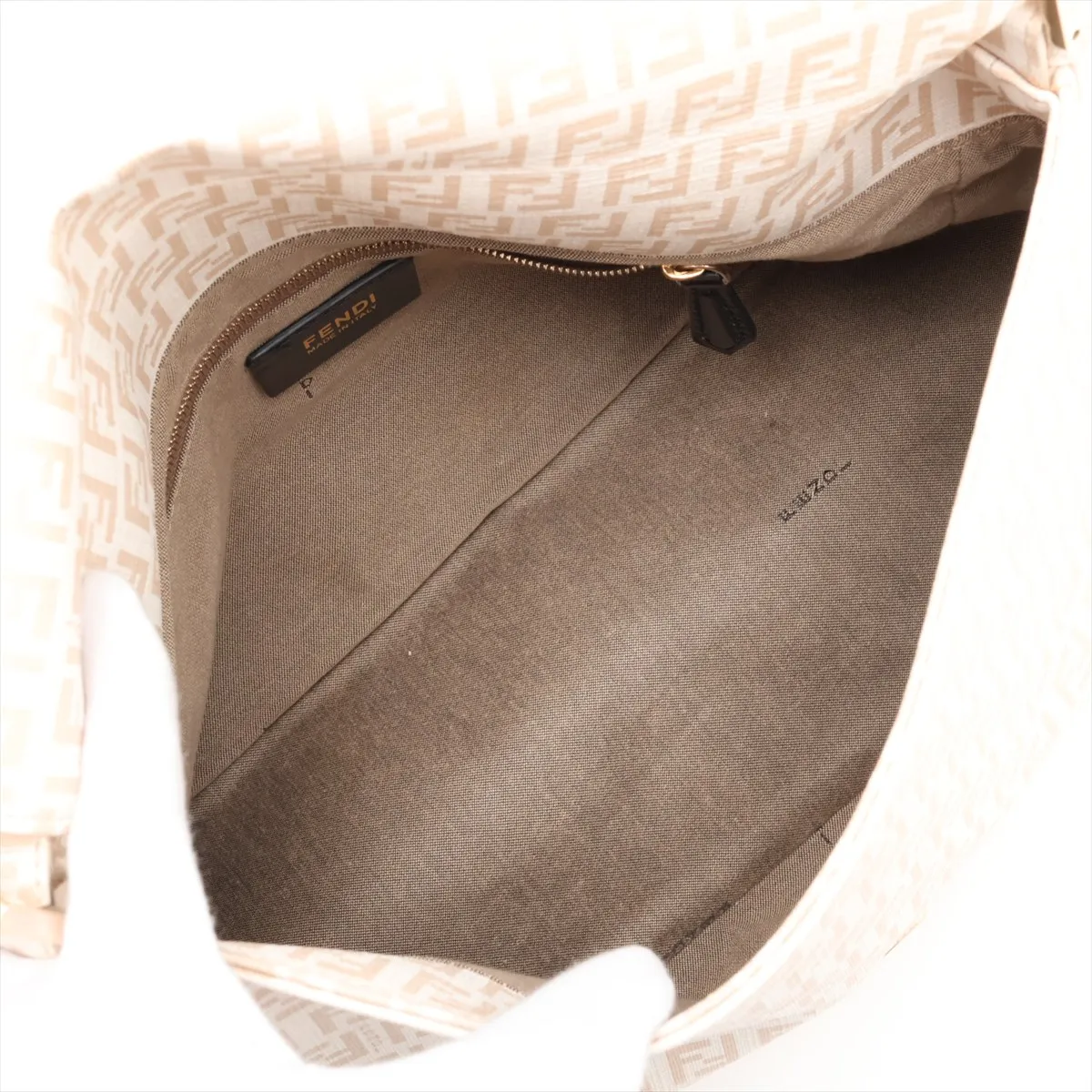 Zucchino Leather Chain Shoulder Bag, Beige, 8BR001 — view 6