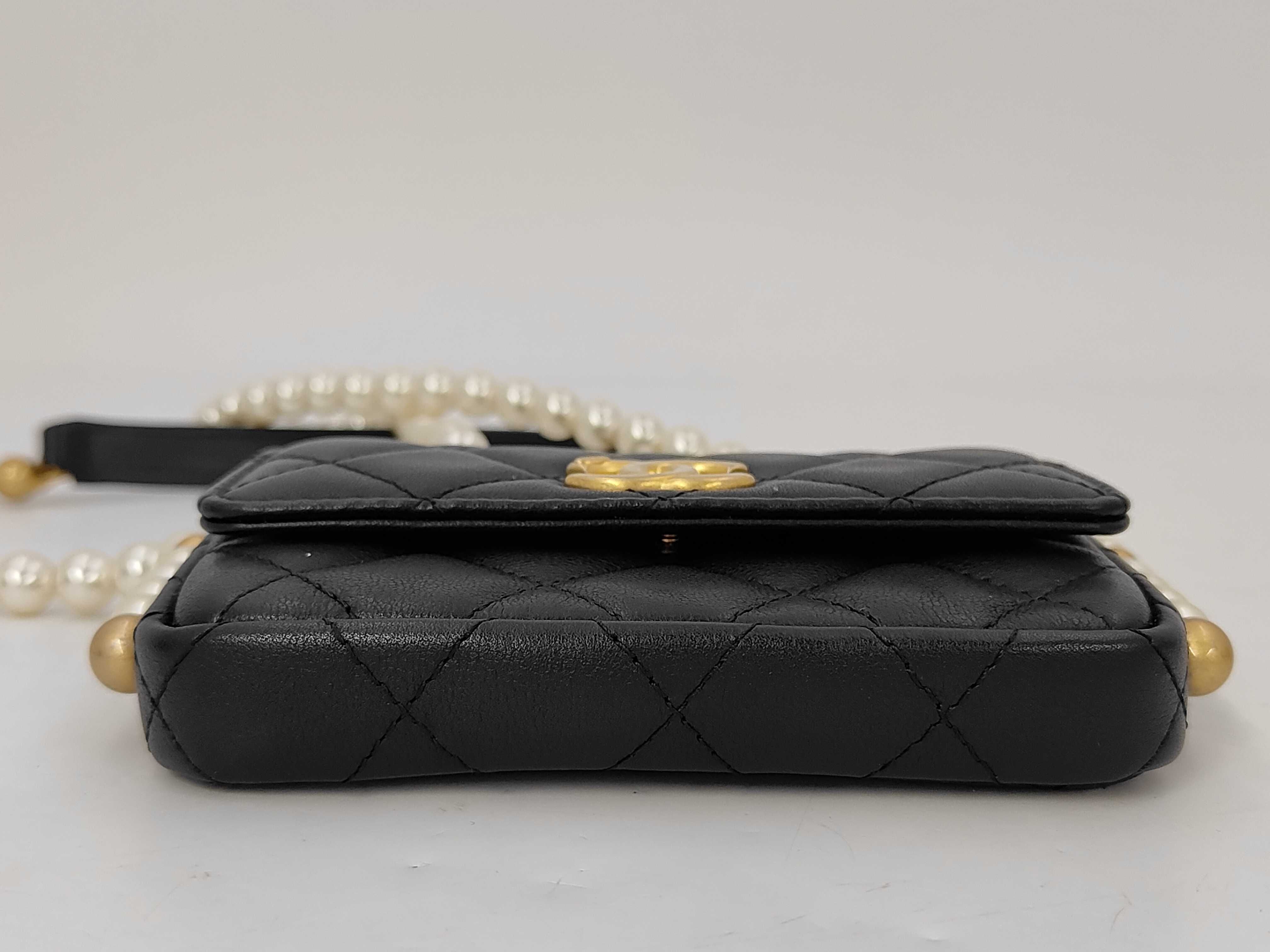 Pearl Matelassé Chain Shoulder Bag — view 4