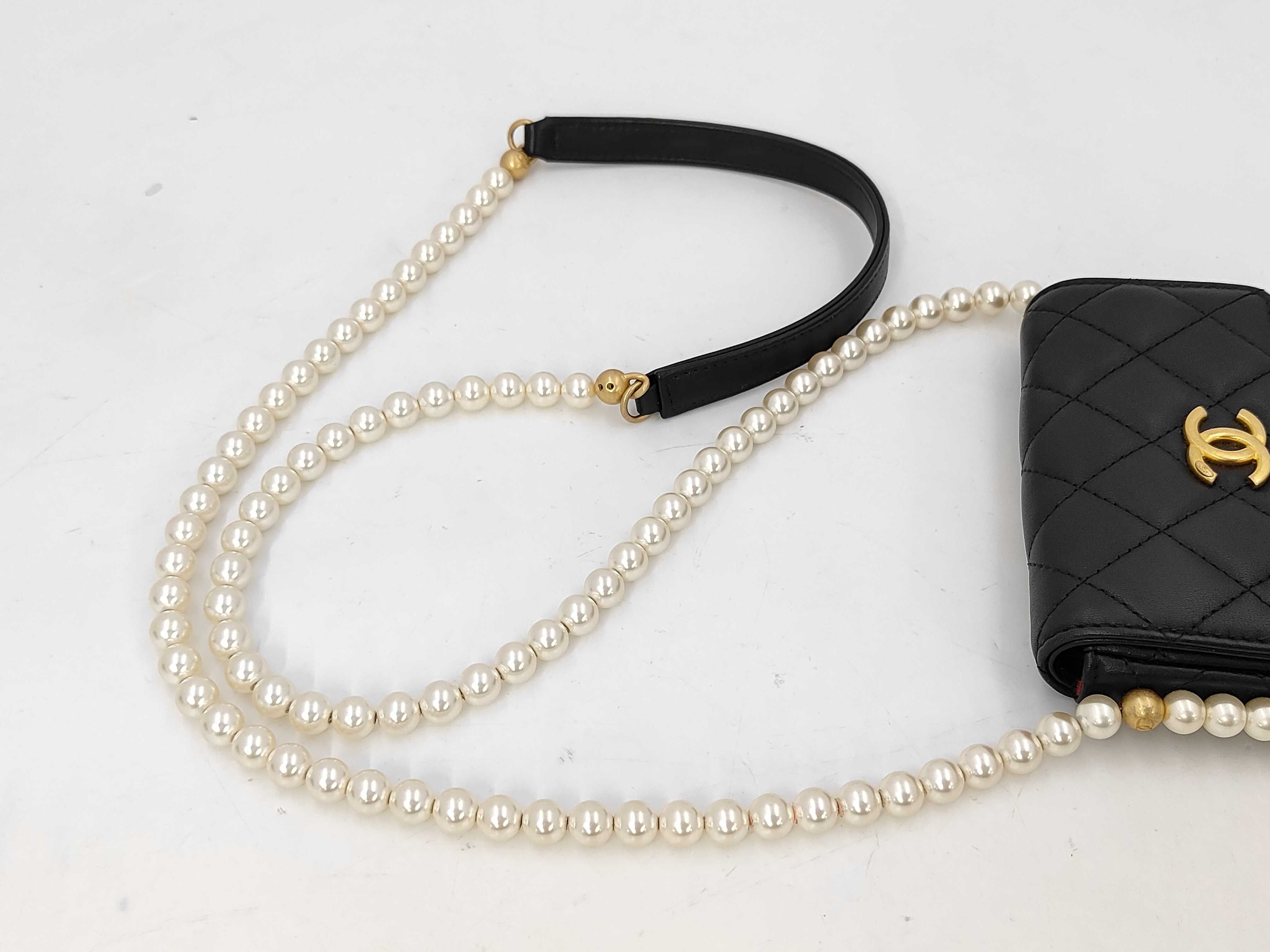 Pearl Matelassé Chain Shoulder Bag — view 5