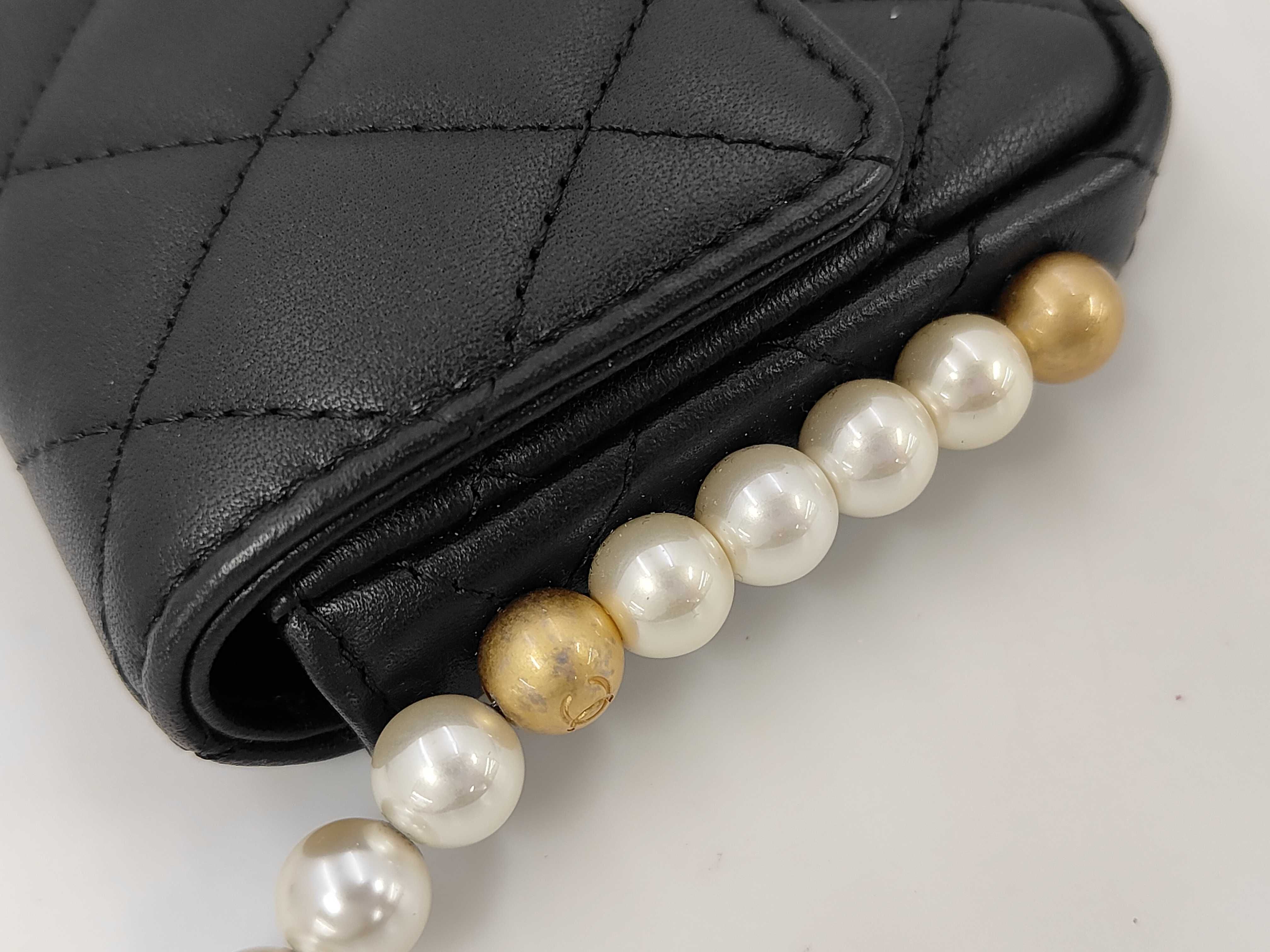 Pearl Matelassé Chain Shoulder Bag — view 7